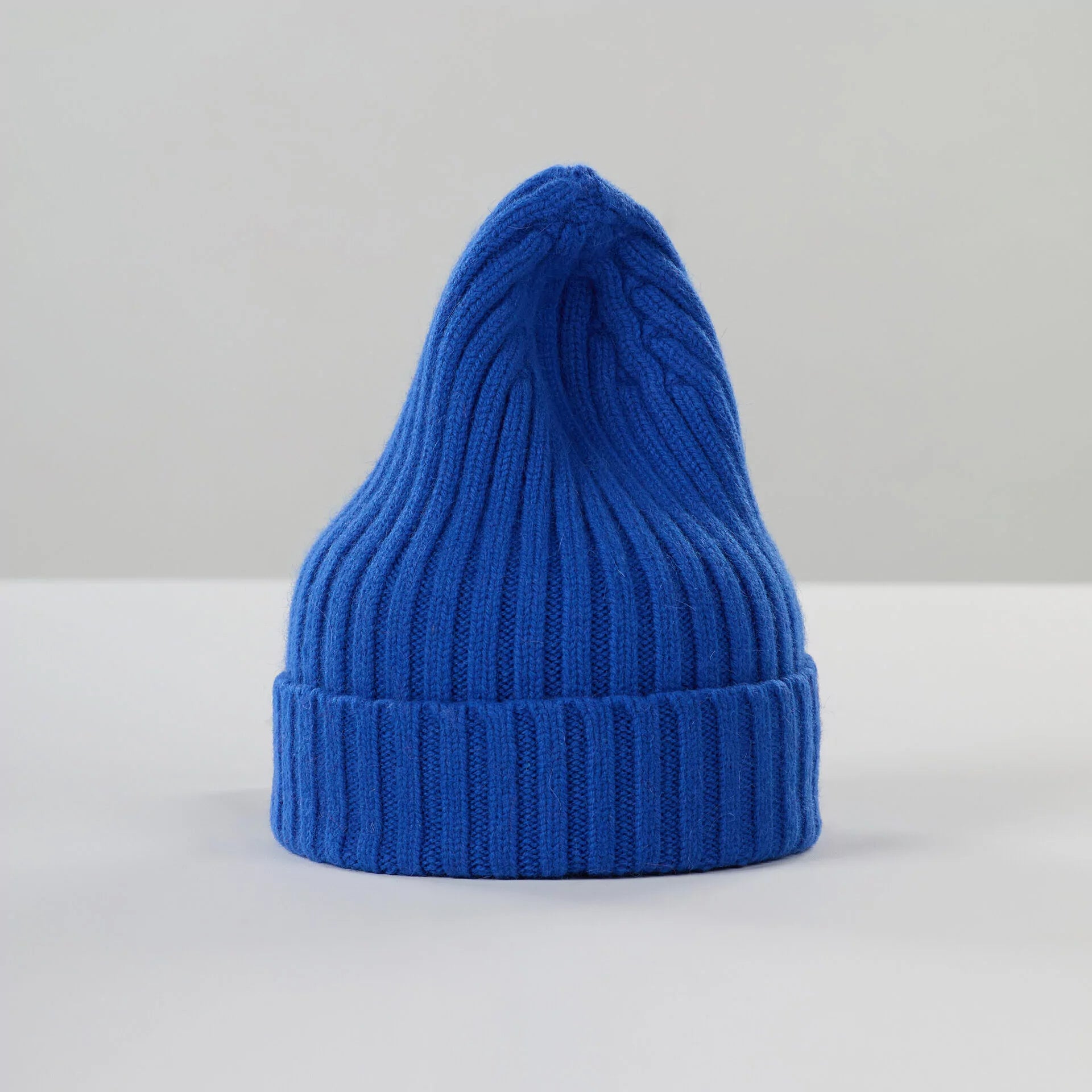 the grand bonnet royal azure