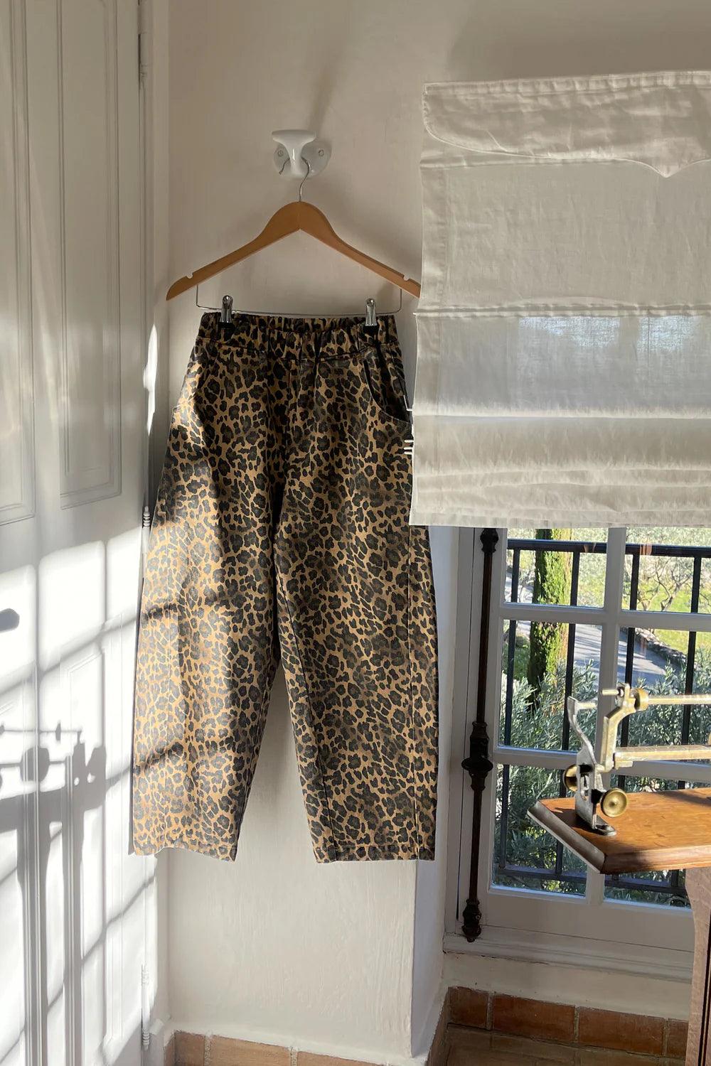 Arc leopard pants