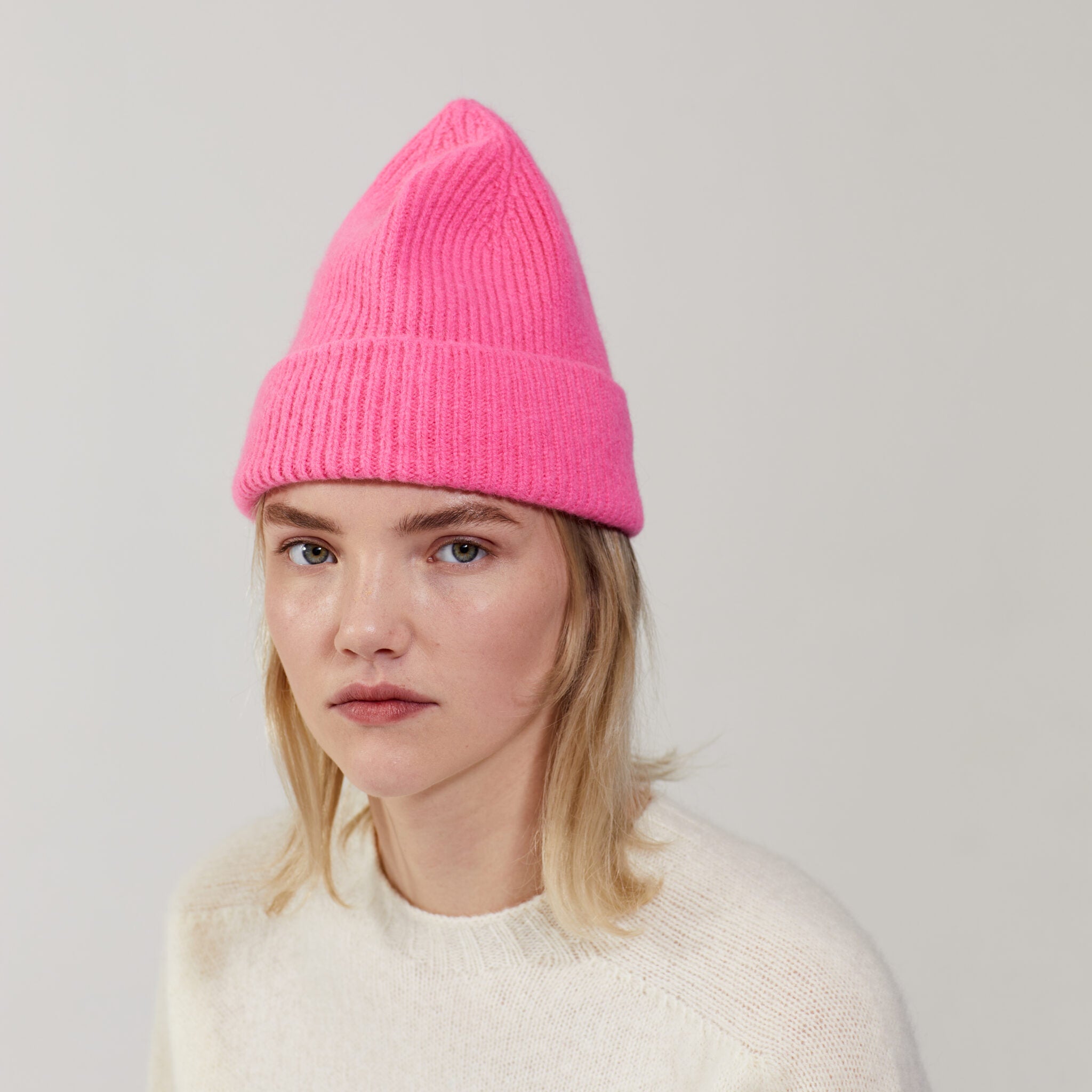 bubblegum lambswool beanie
