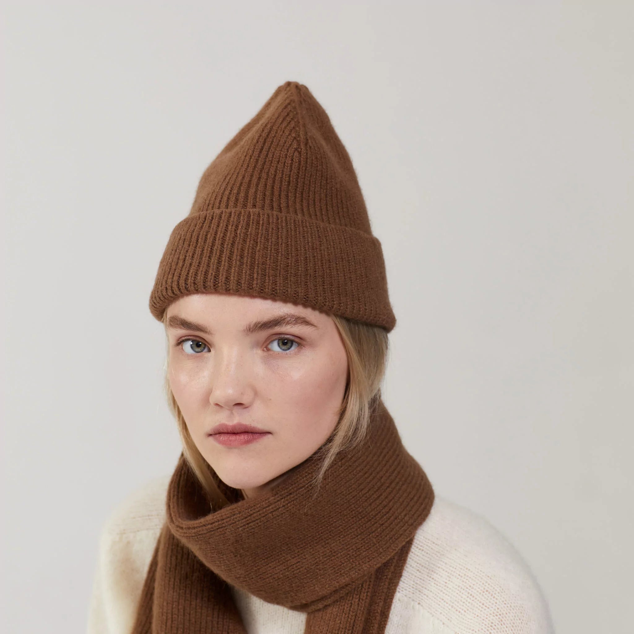 walnut lambswool beanie