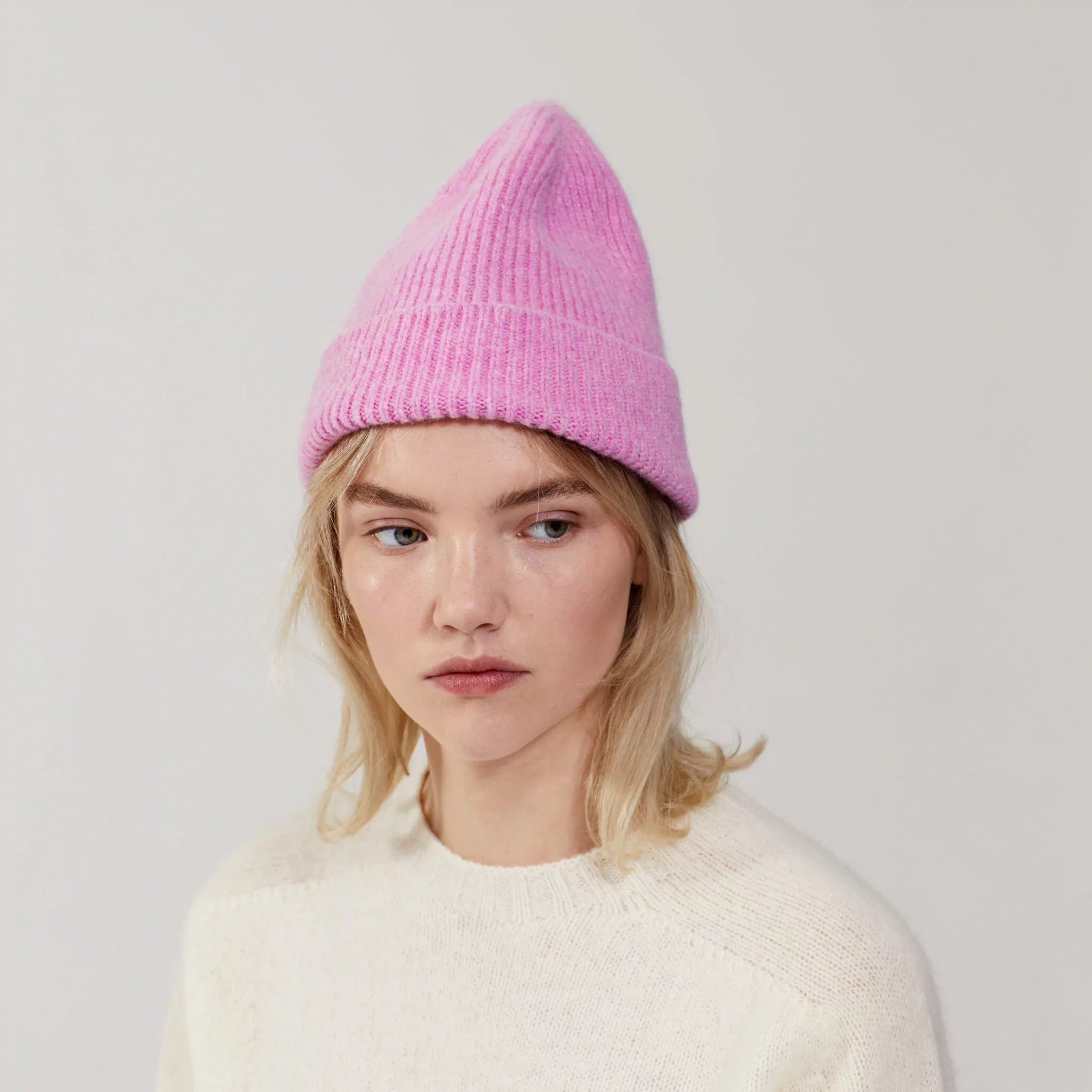 lambswool beanie taffy