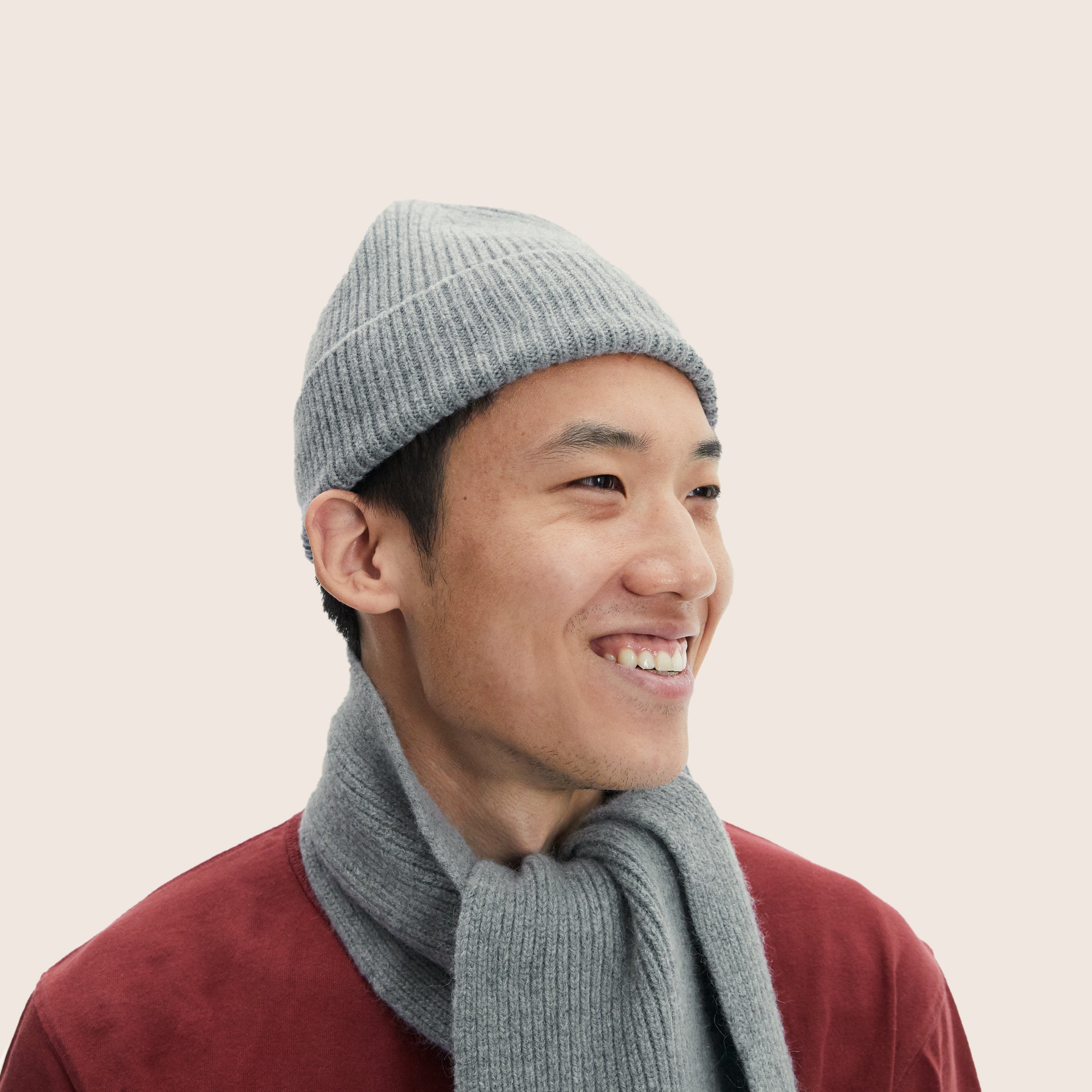 lambswool beanie smoke