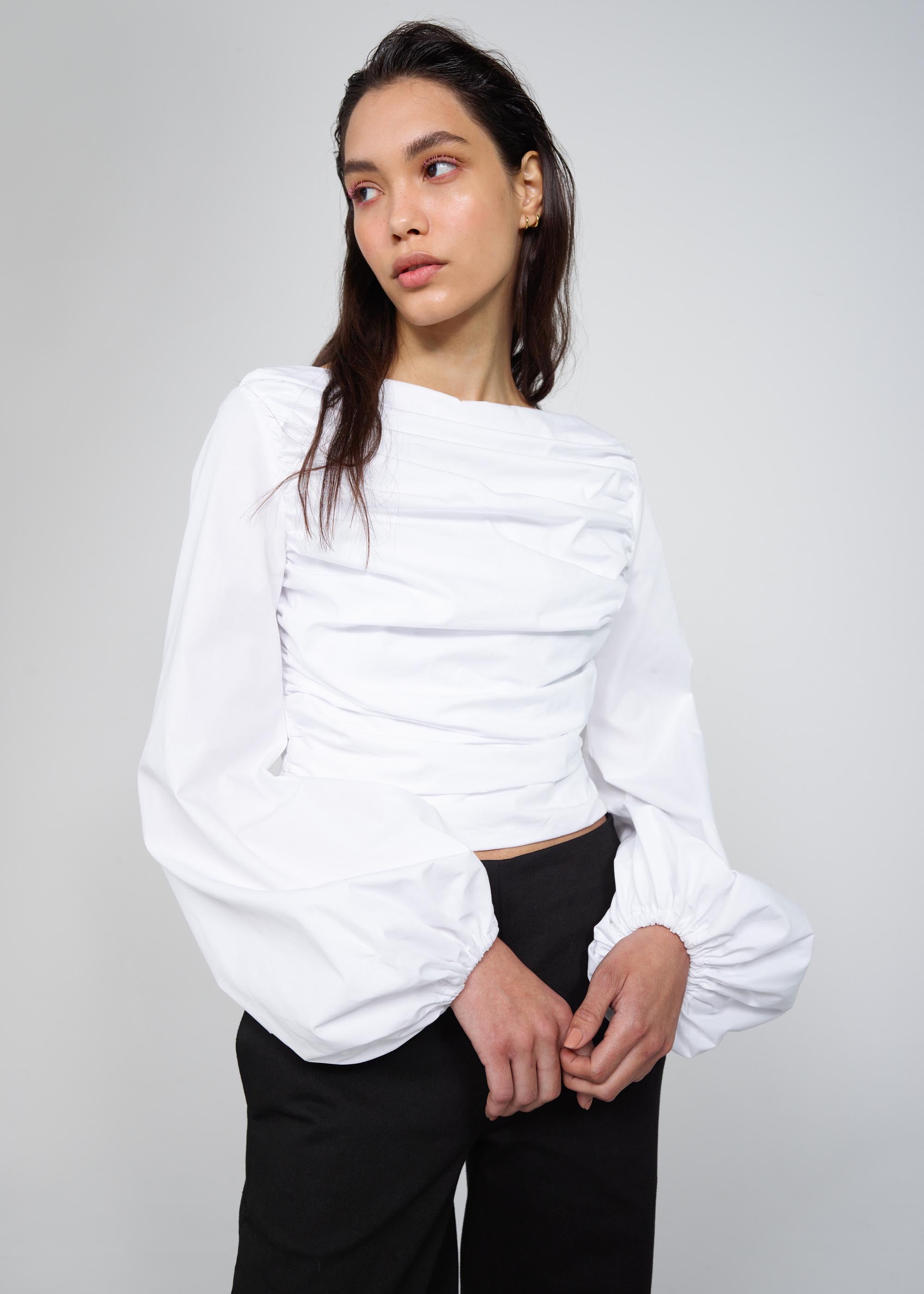 top poplin straight neck white