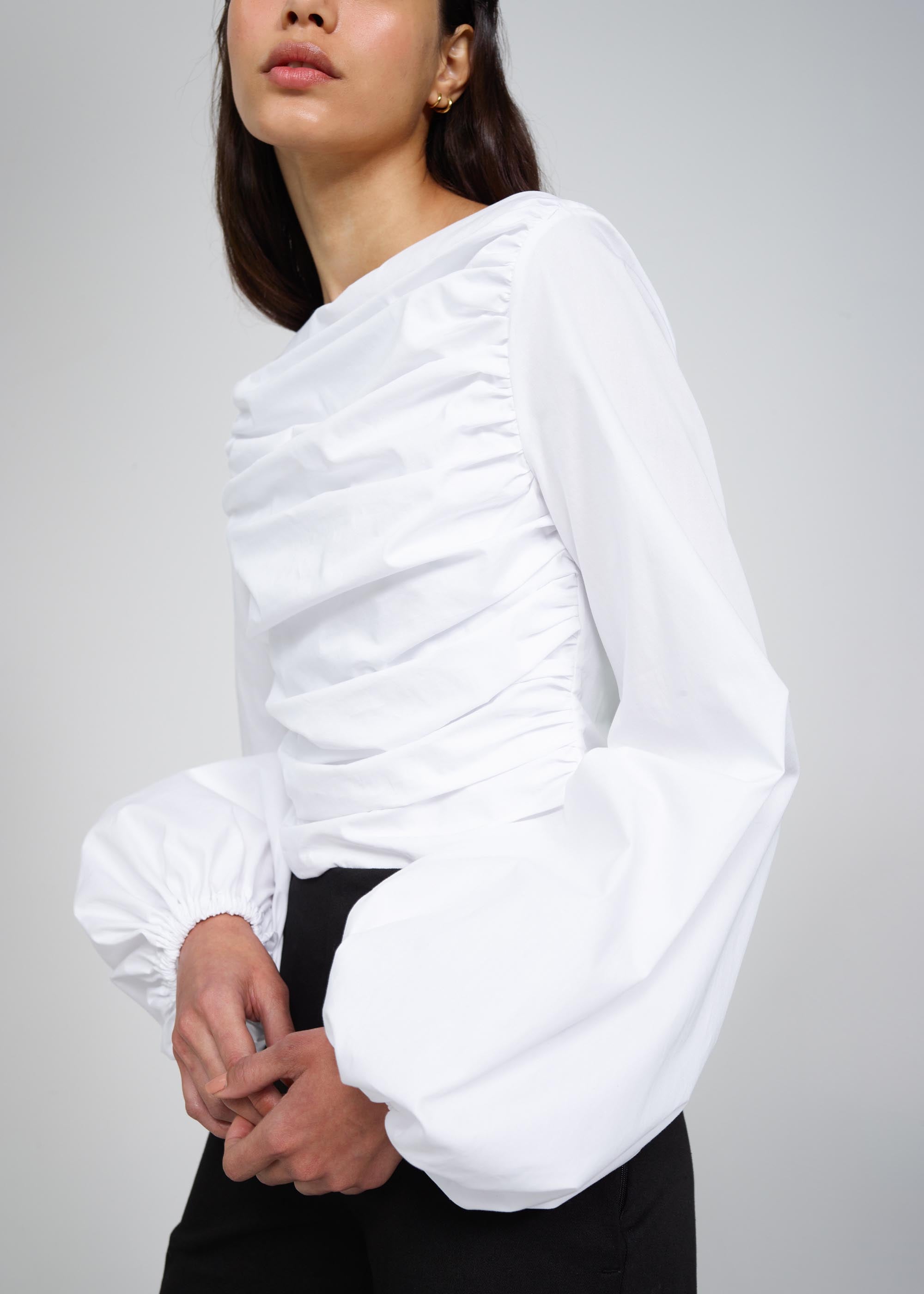 top poplin straight neck white
