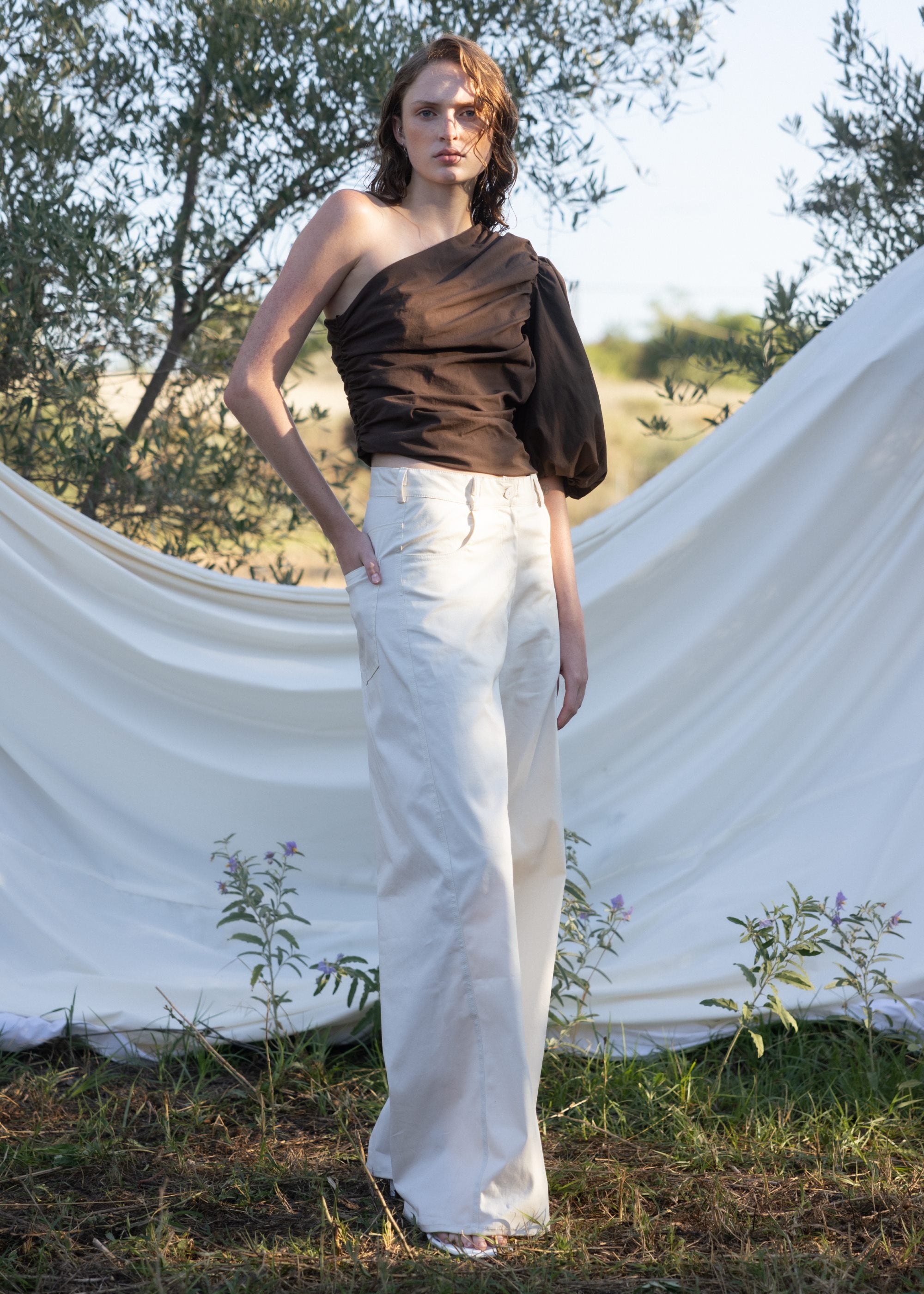 top One Shoulder chocolate