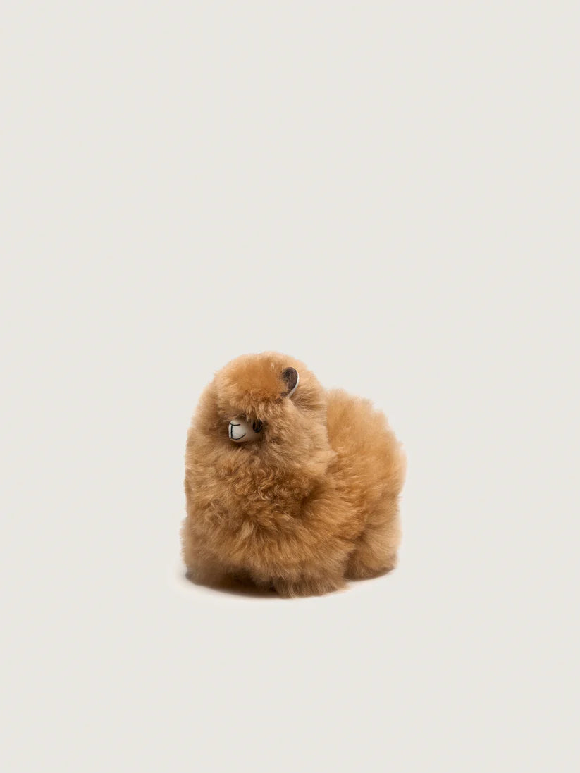 Plyšová alpaka z přírodní vlny –  Brown – 18 cm