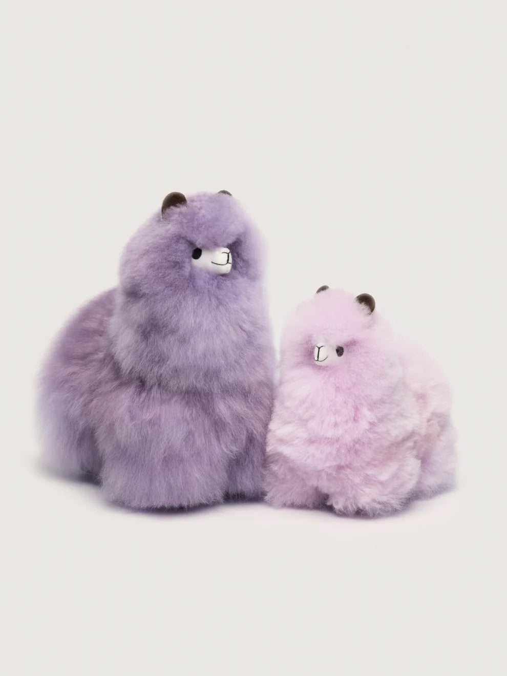 Plyšová alpaka z přírodní vlny – Lilac – 23 cm