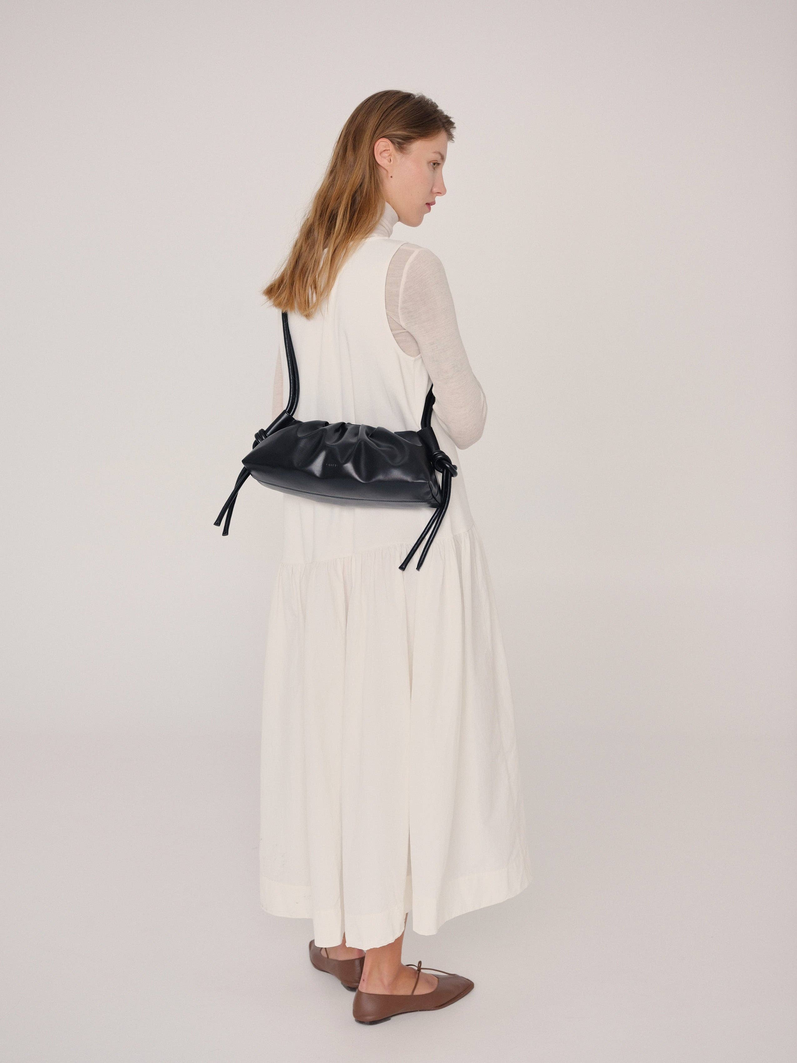 Dumpling Bag: Black
