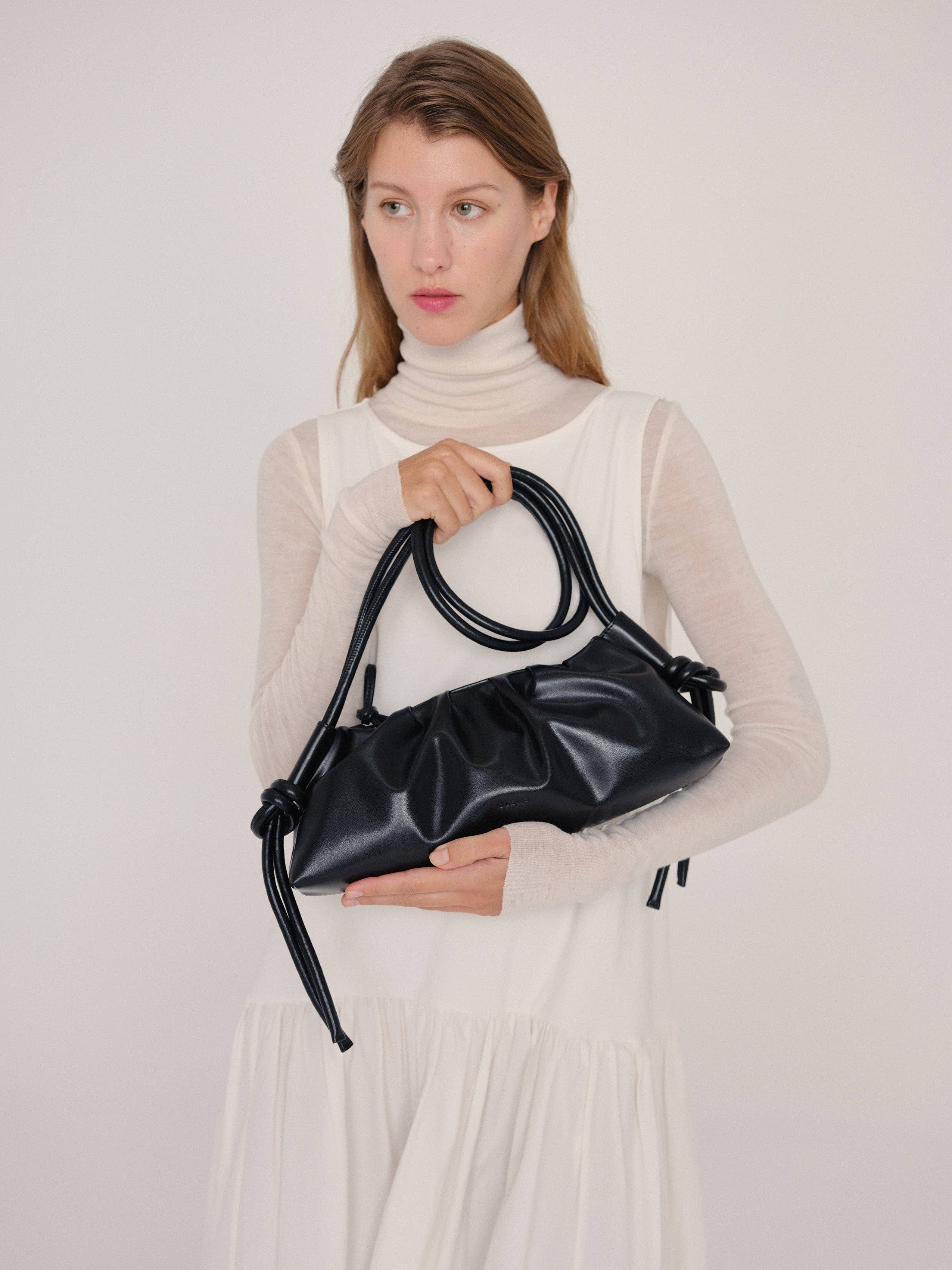 Dumpling Bag: Black