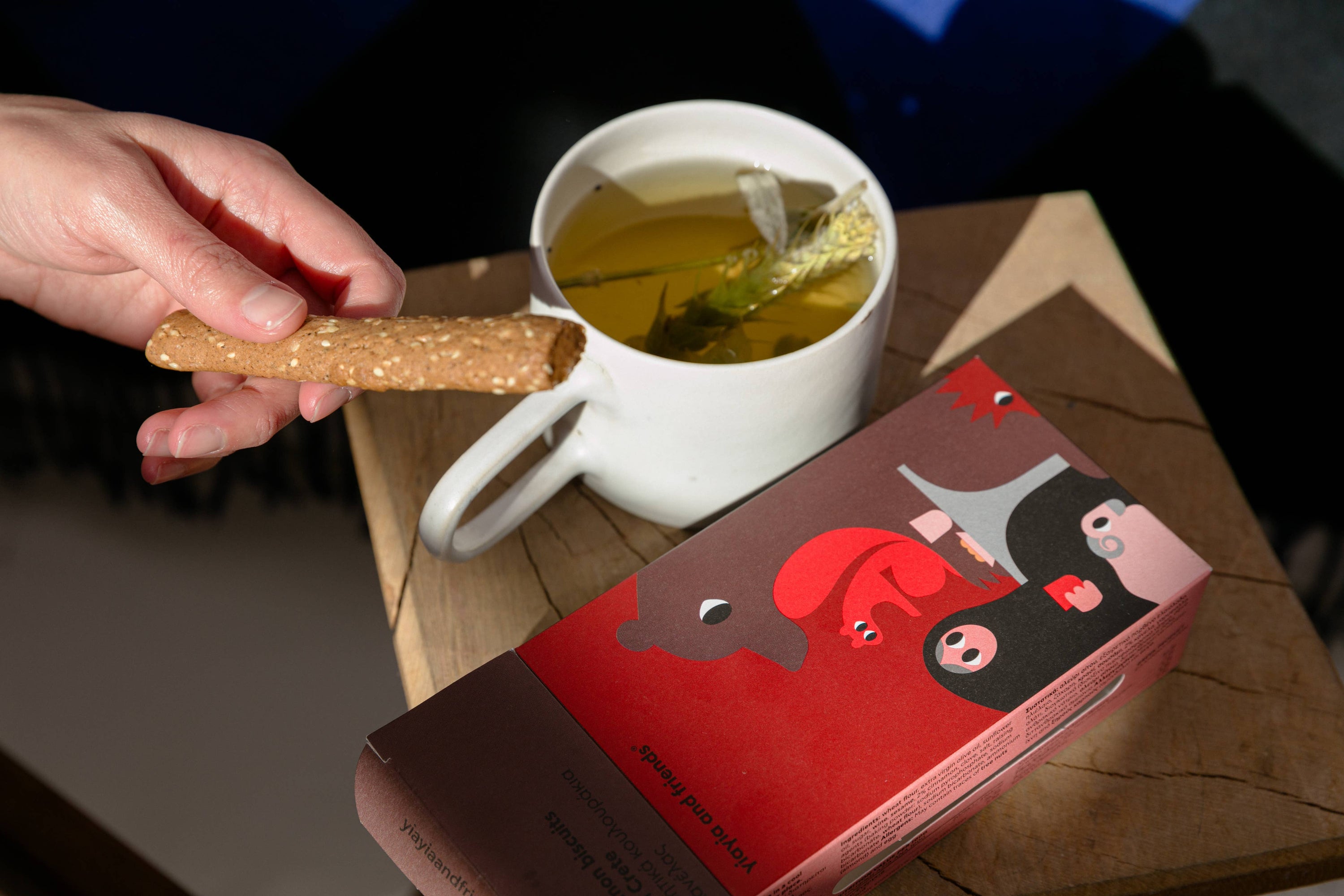 Cinnamon biscuits from Crete