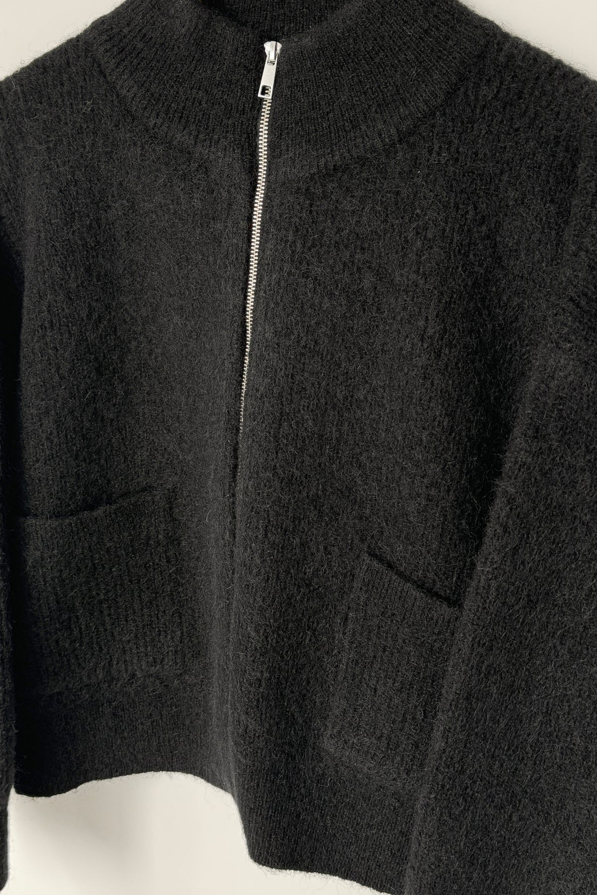 bunda na zip Alpaca - black