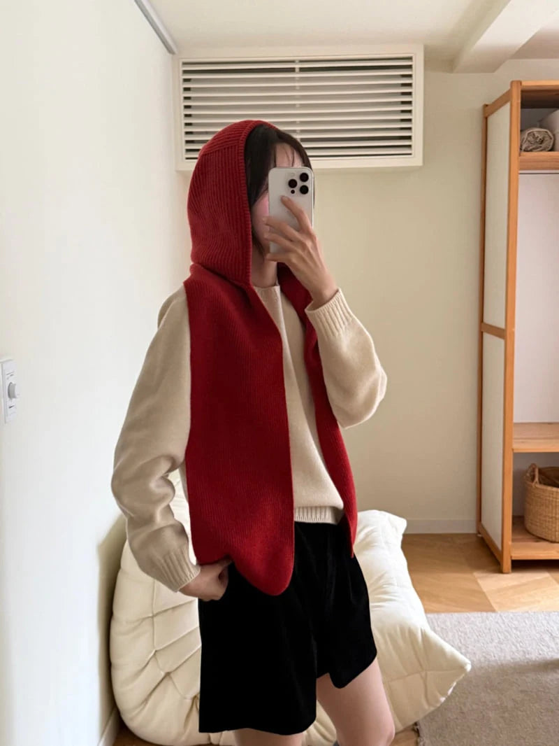 vlněná kapuce se šálou - red