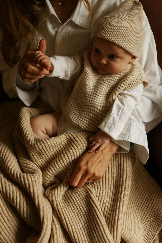 BeanieFonzieNEWBORN_2_f523d940-9db7-4d22-a1fb-388b363bda51.jpg