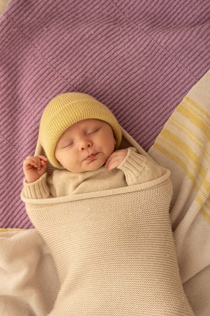 beanie Fonzie newborn light yellow 