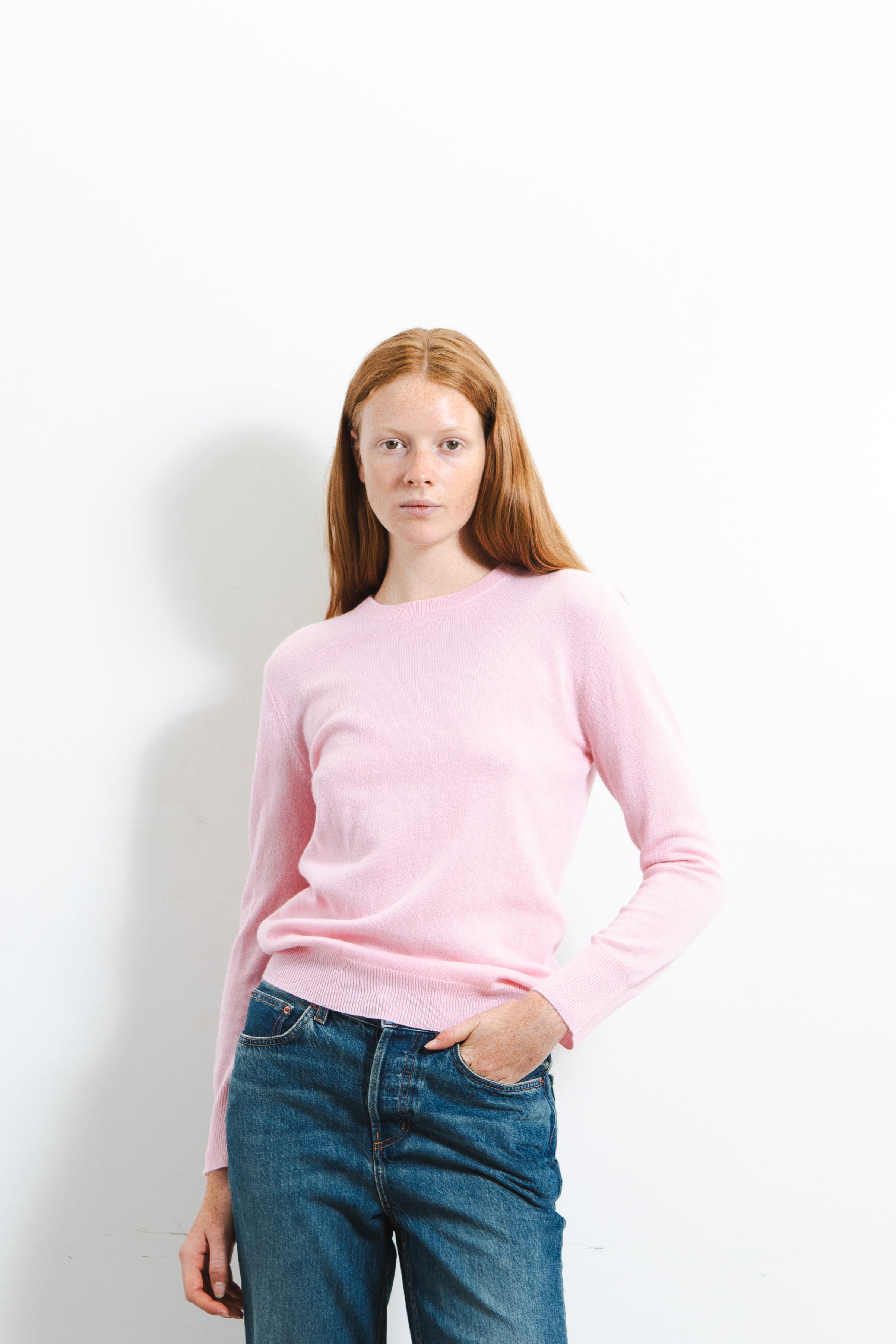 Classic-Crew-Neck-Sweater_Pink-_3.jpg
