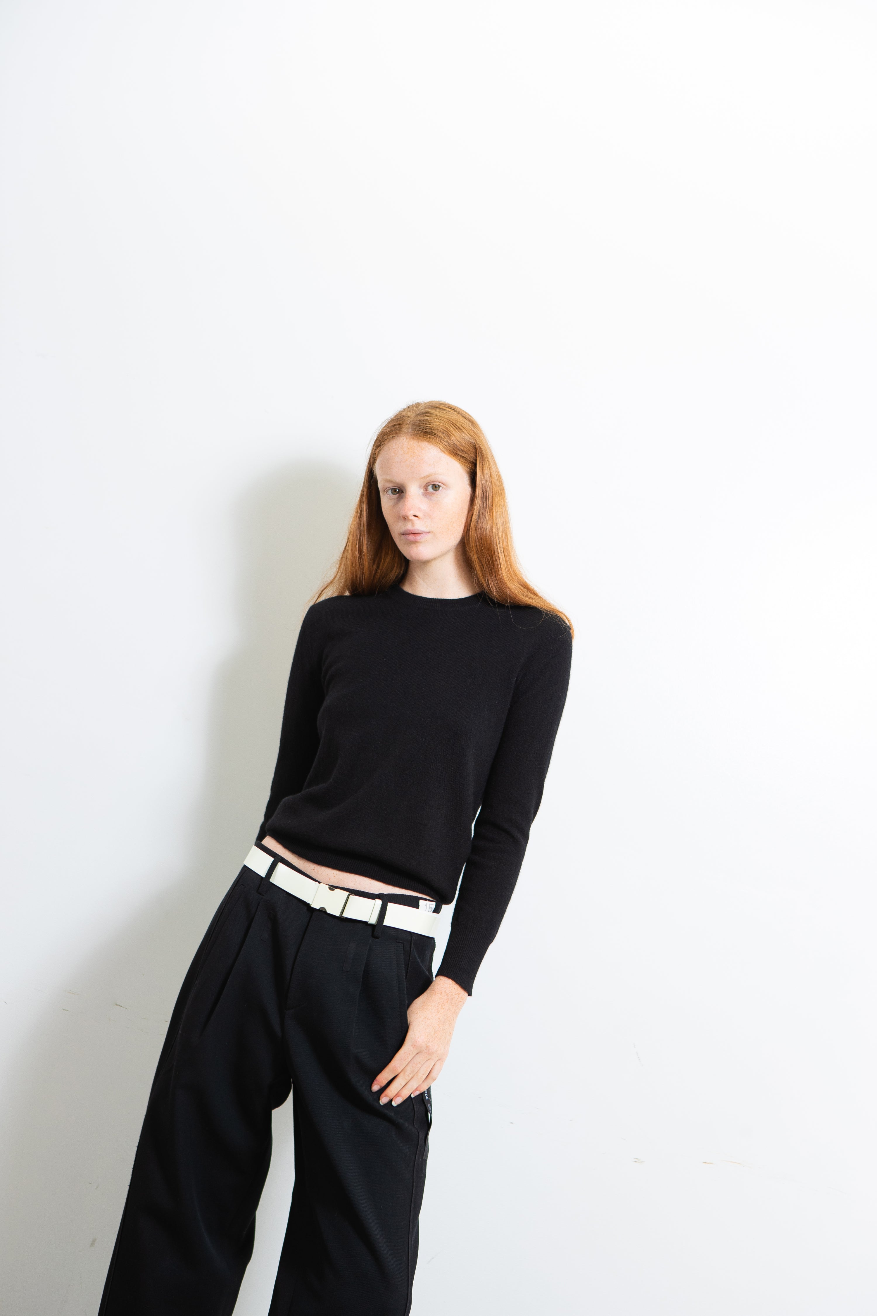 svetr z kašmíru classic Black