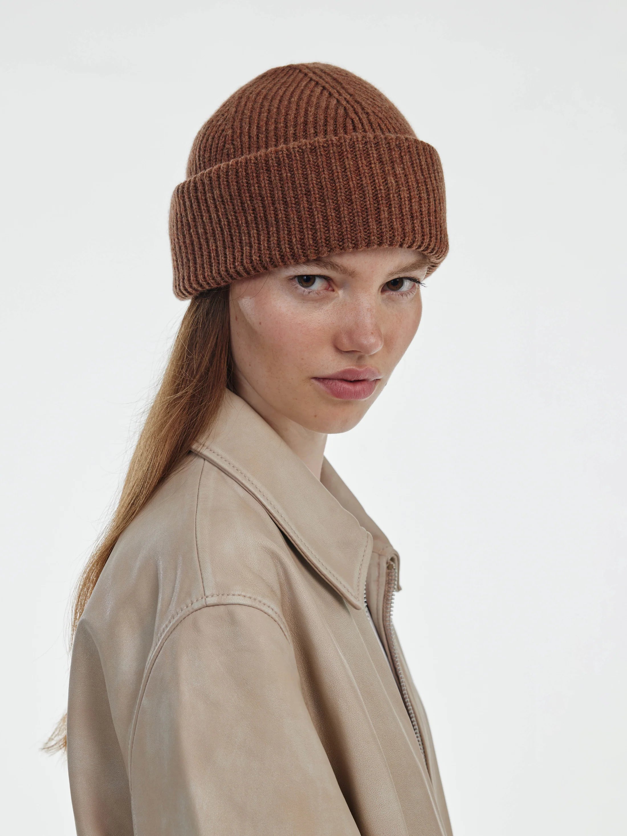 beanie chunky soft z vlny - Hazelnut