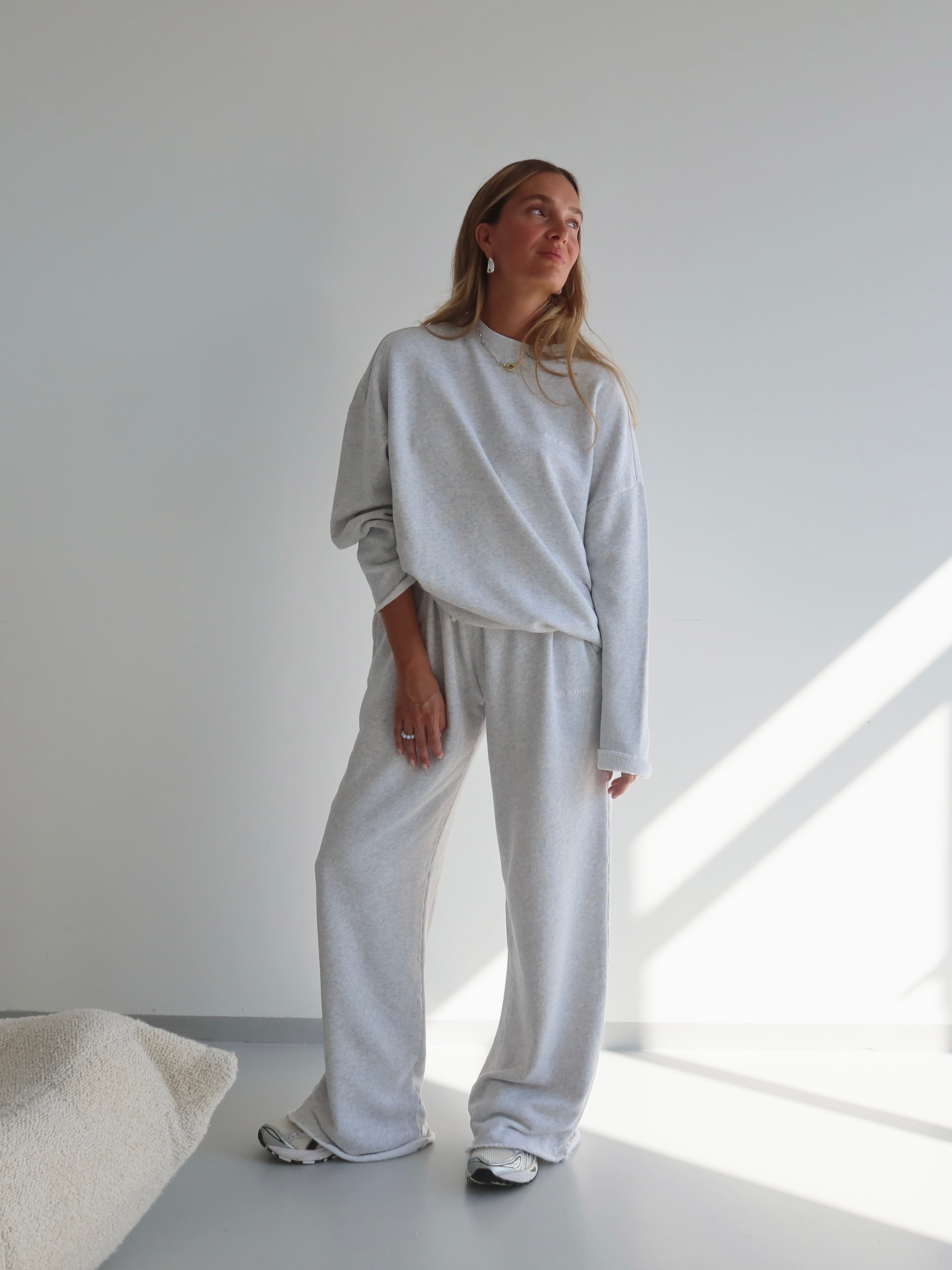 HeySoho_SunshineClub_grey_Set.jpg