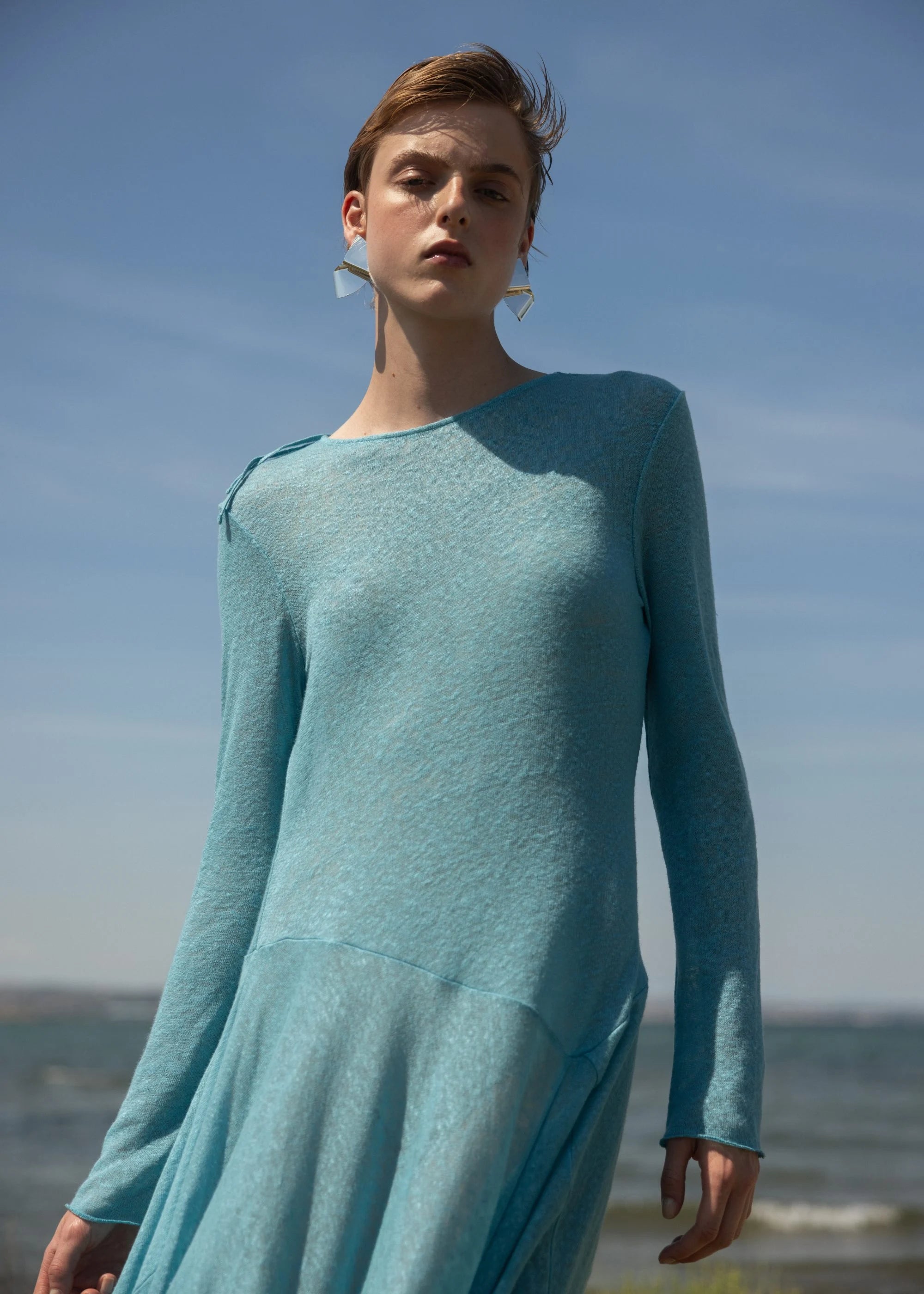 KnittedOpen-BackAsymmetricalDress_3.webp