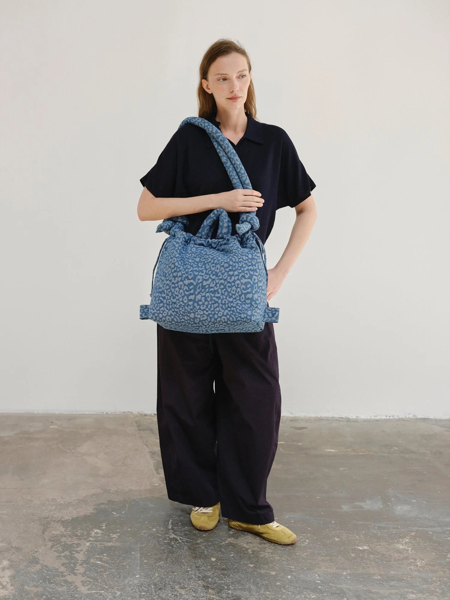 taška Ona Soft leopard denim
