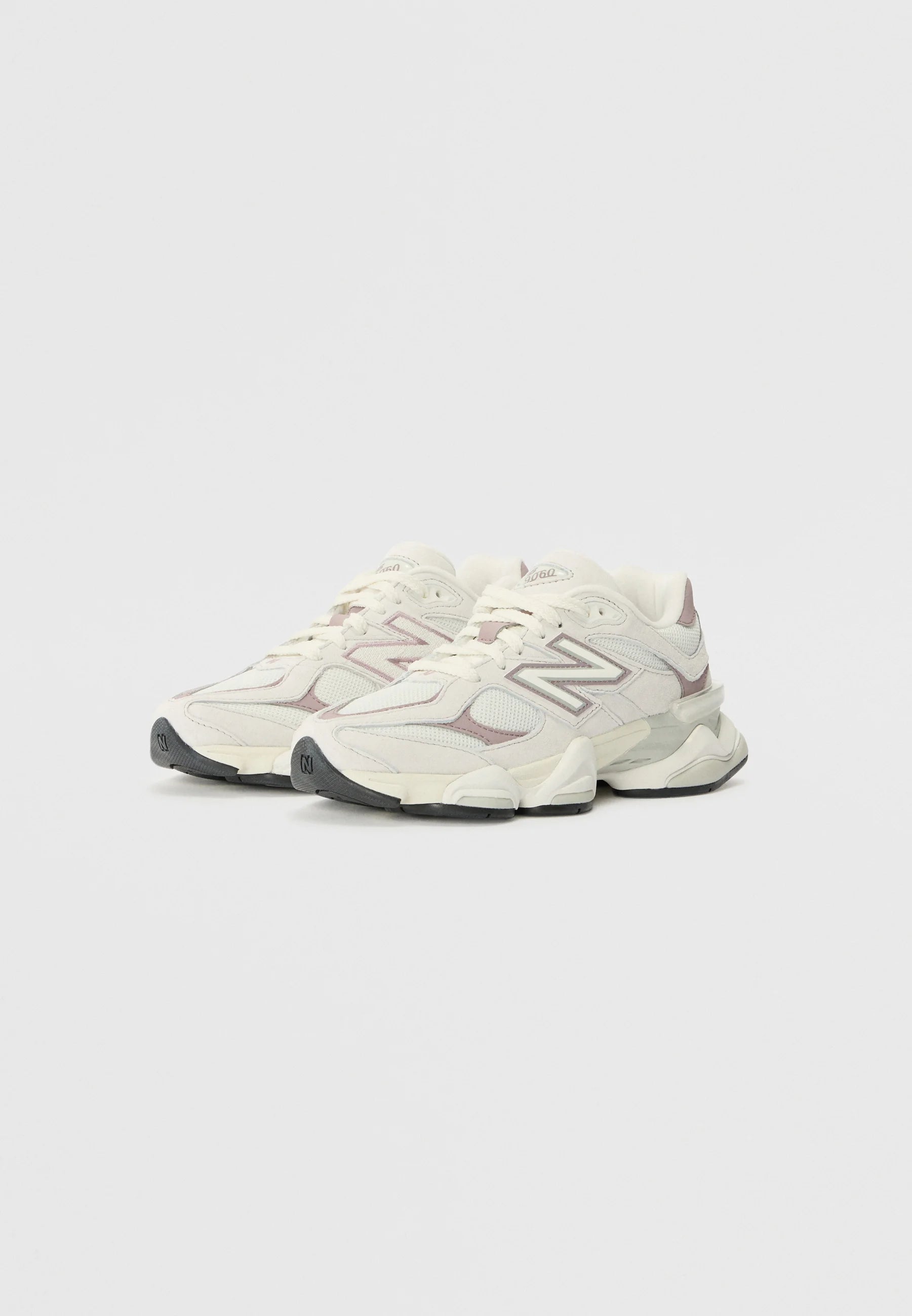 NBU9060EEJ.D.045wildmoon_tenisky_newbalance_6.webp