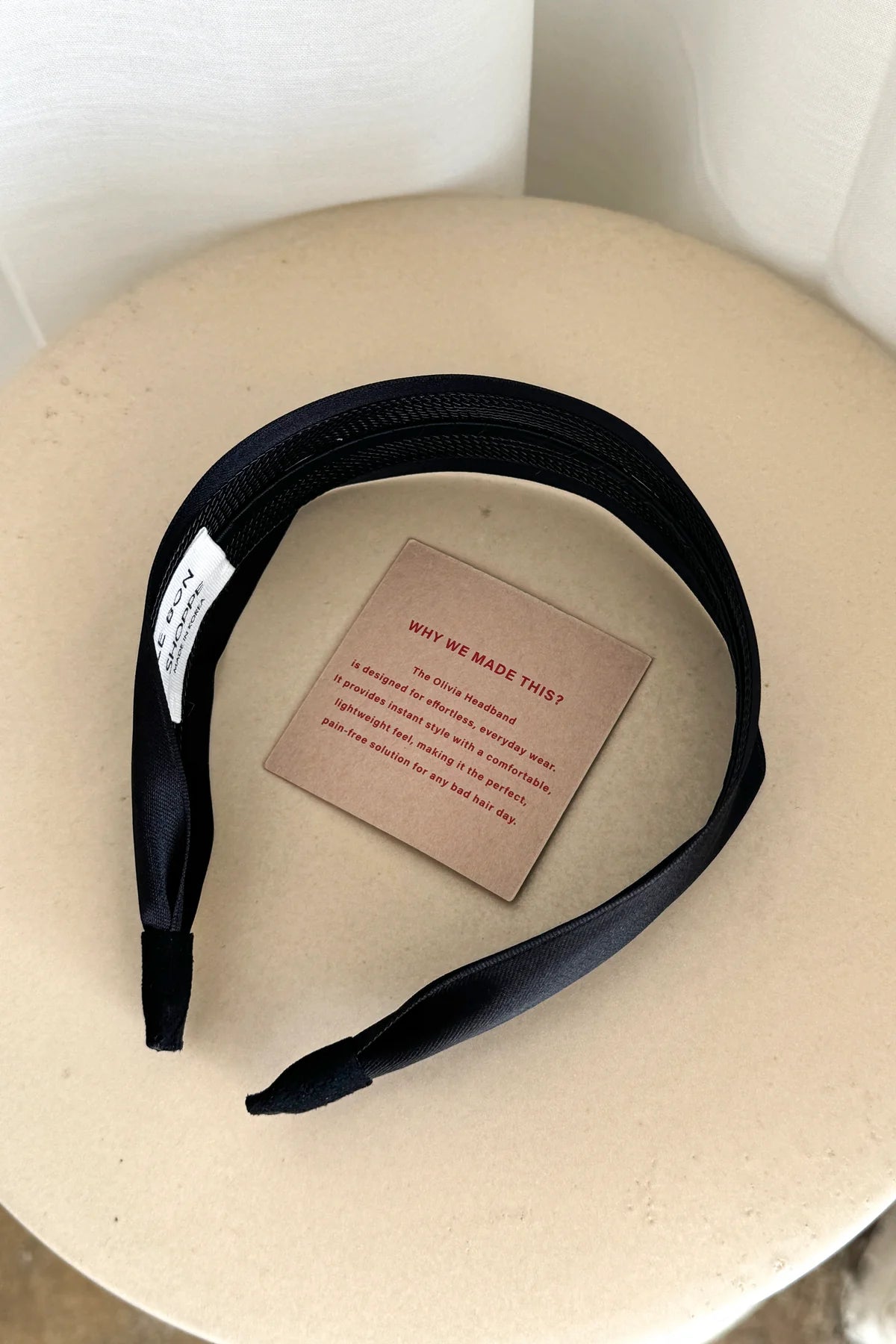 čelenka olivia black