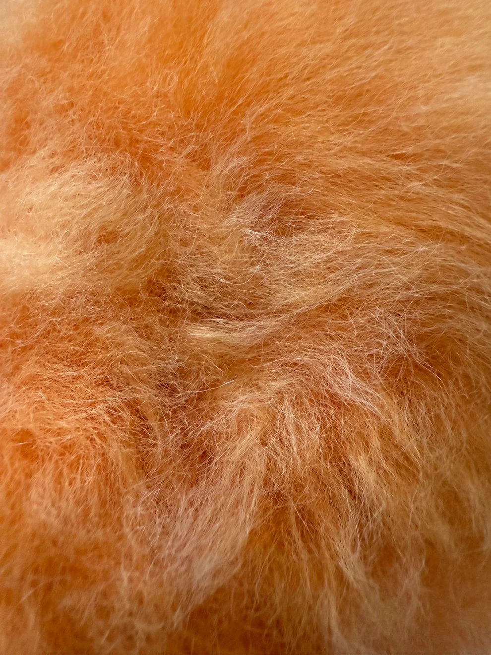 Plyšová alpaka z přírodní vlny – Peach – 23 cm