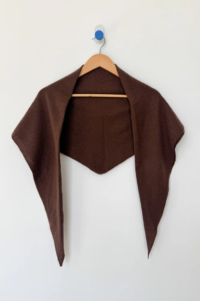SHAWL-MOCHAFLAT.webp