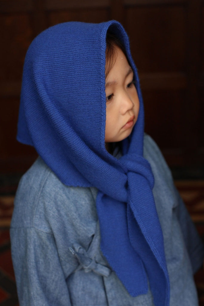 TrianglescarfJosephina_2.jpg