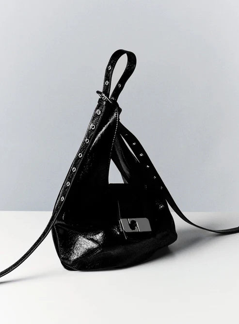 VIXEN-BLACK-BAG-EDITO_1.webp