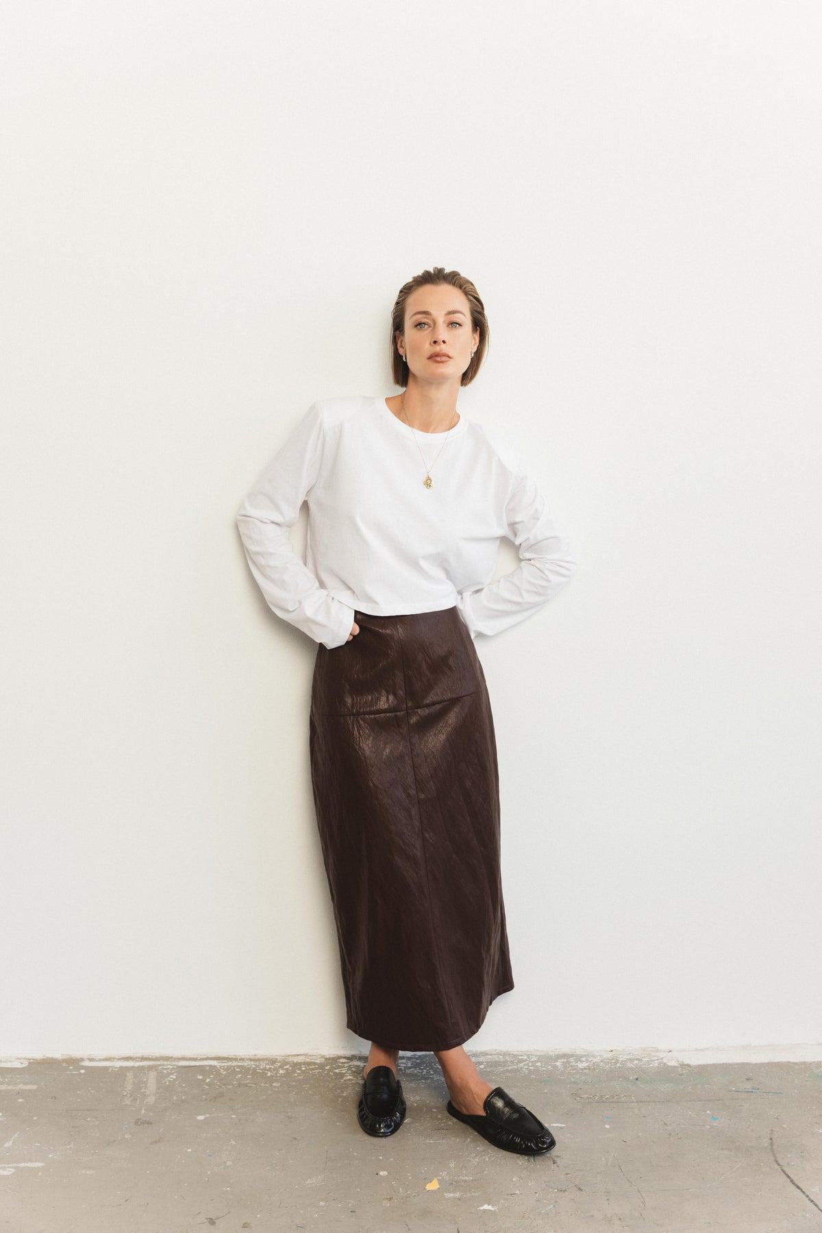triko Amood white