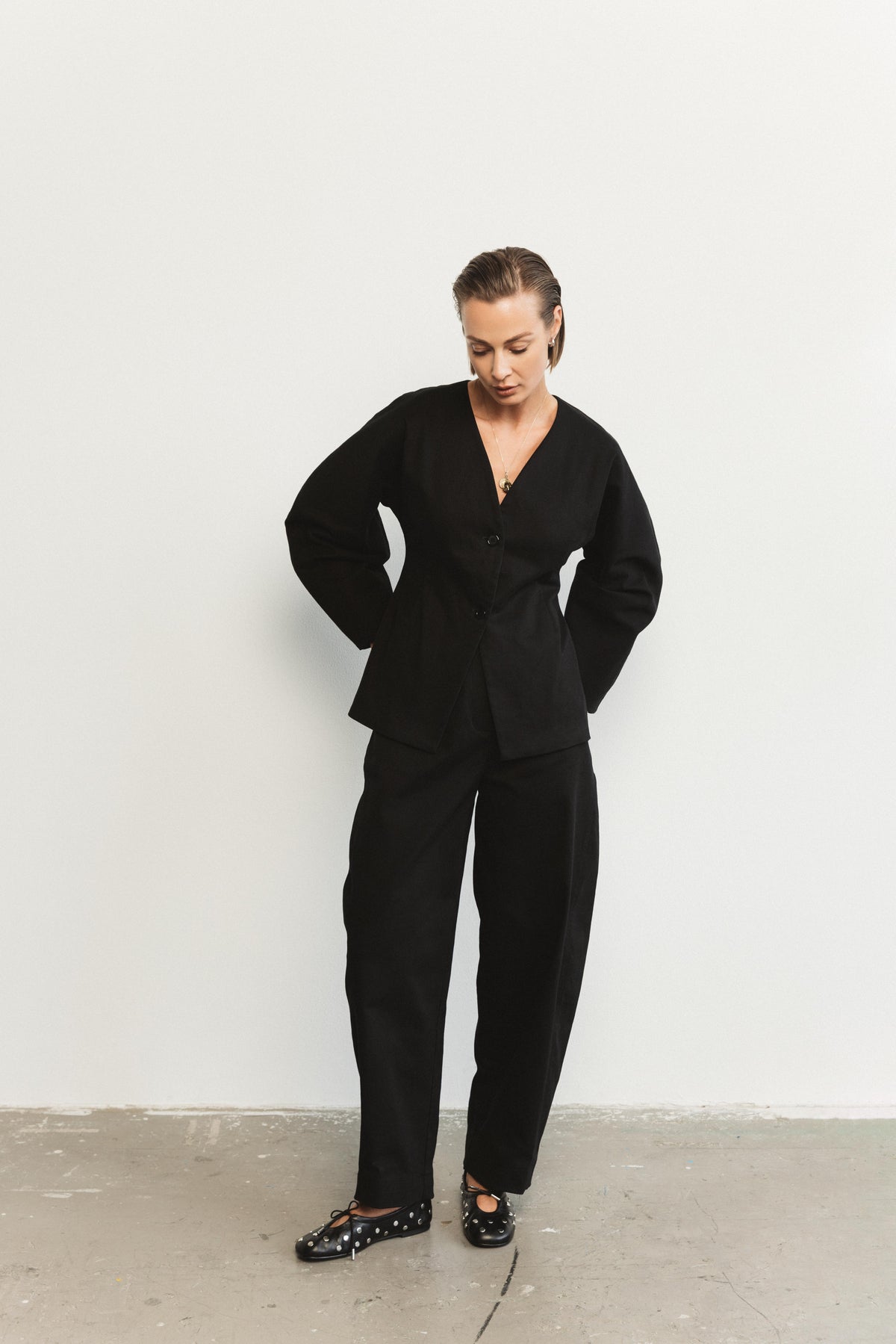 Barrel pants black