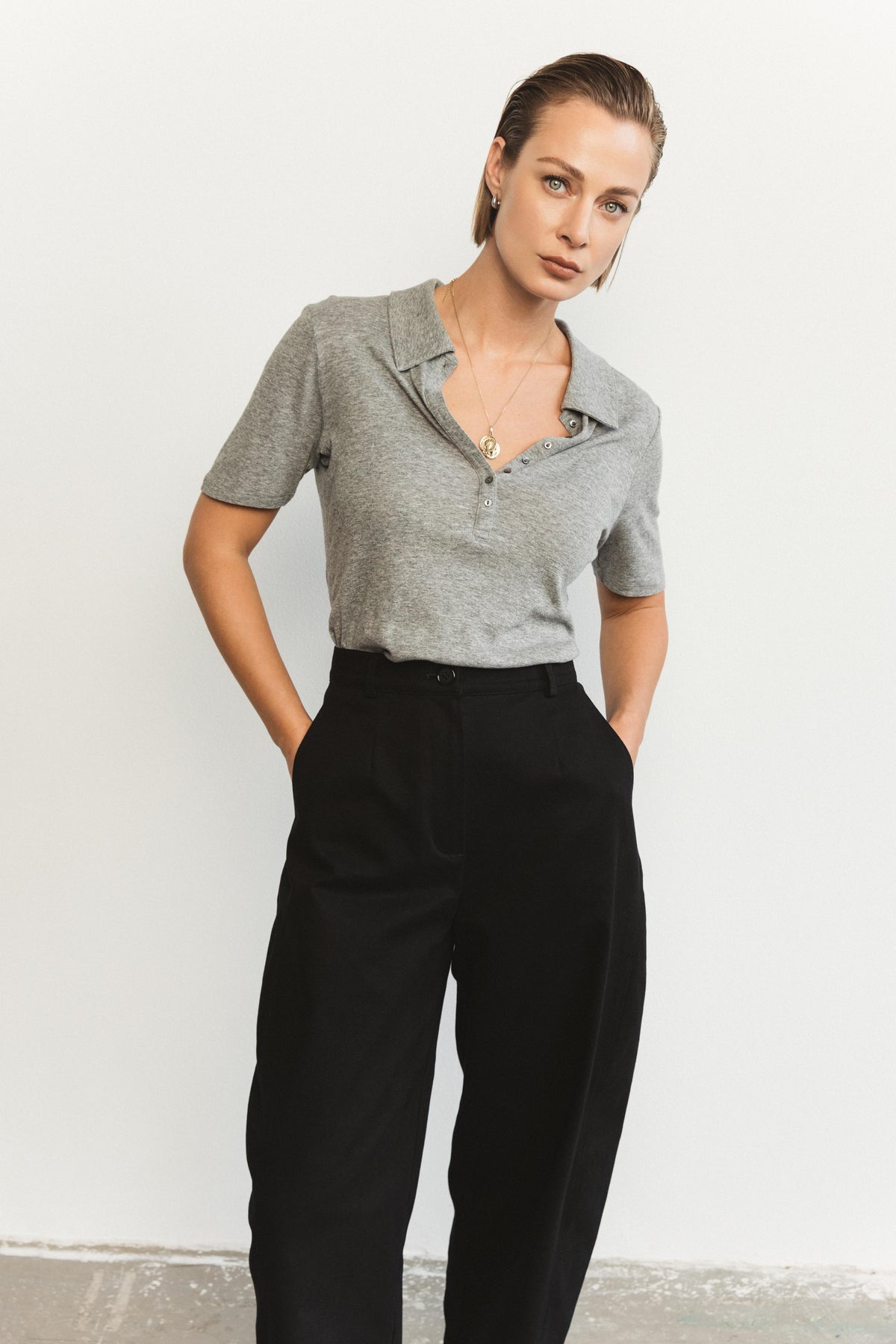Barrel pants black