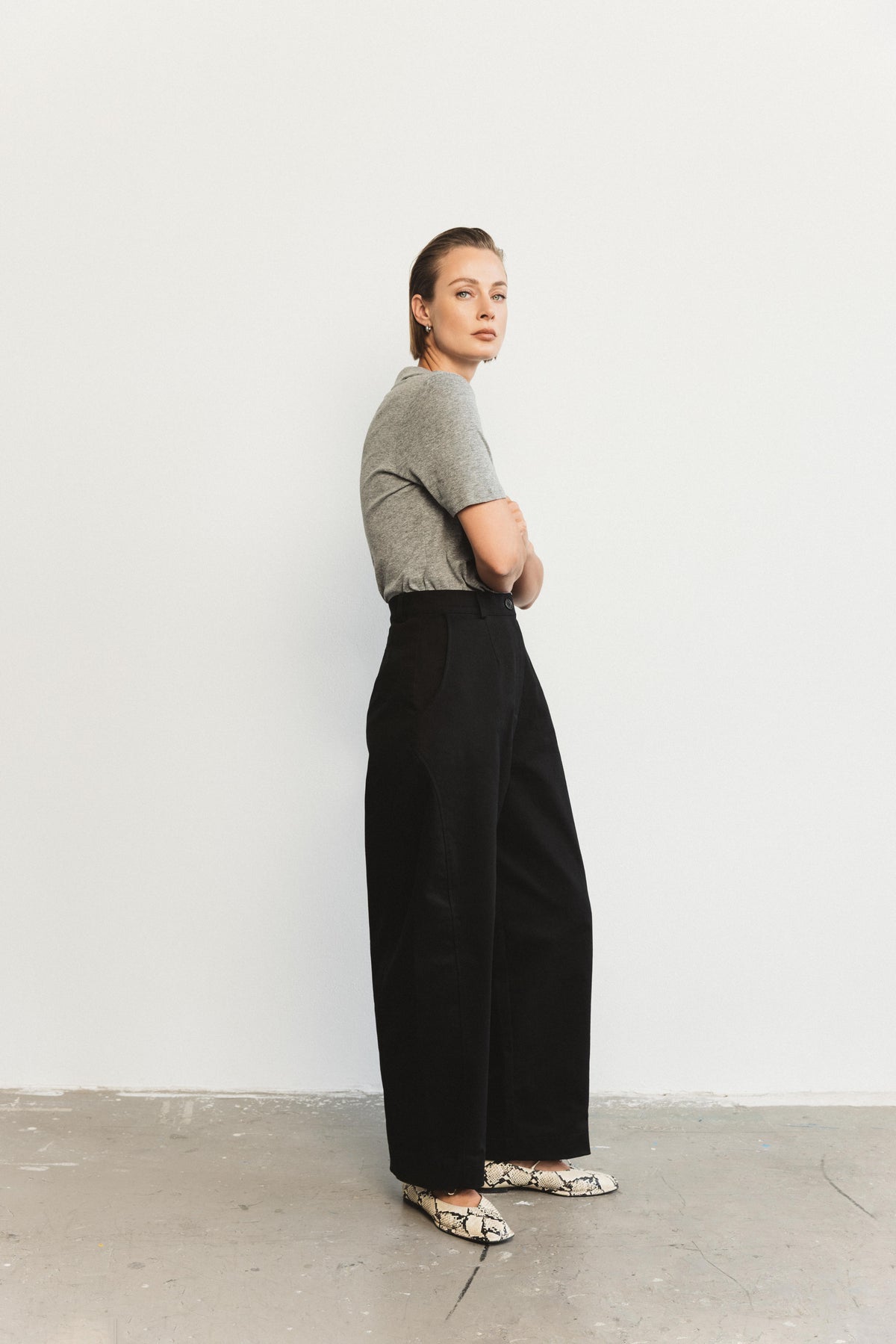 Barrel pants black