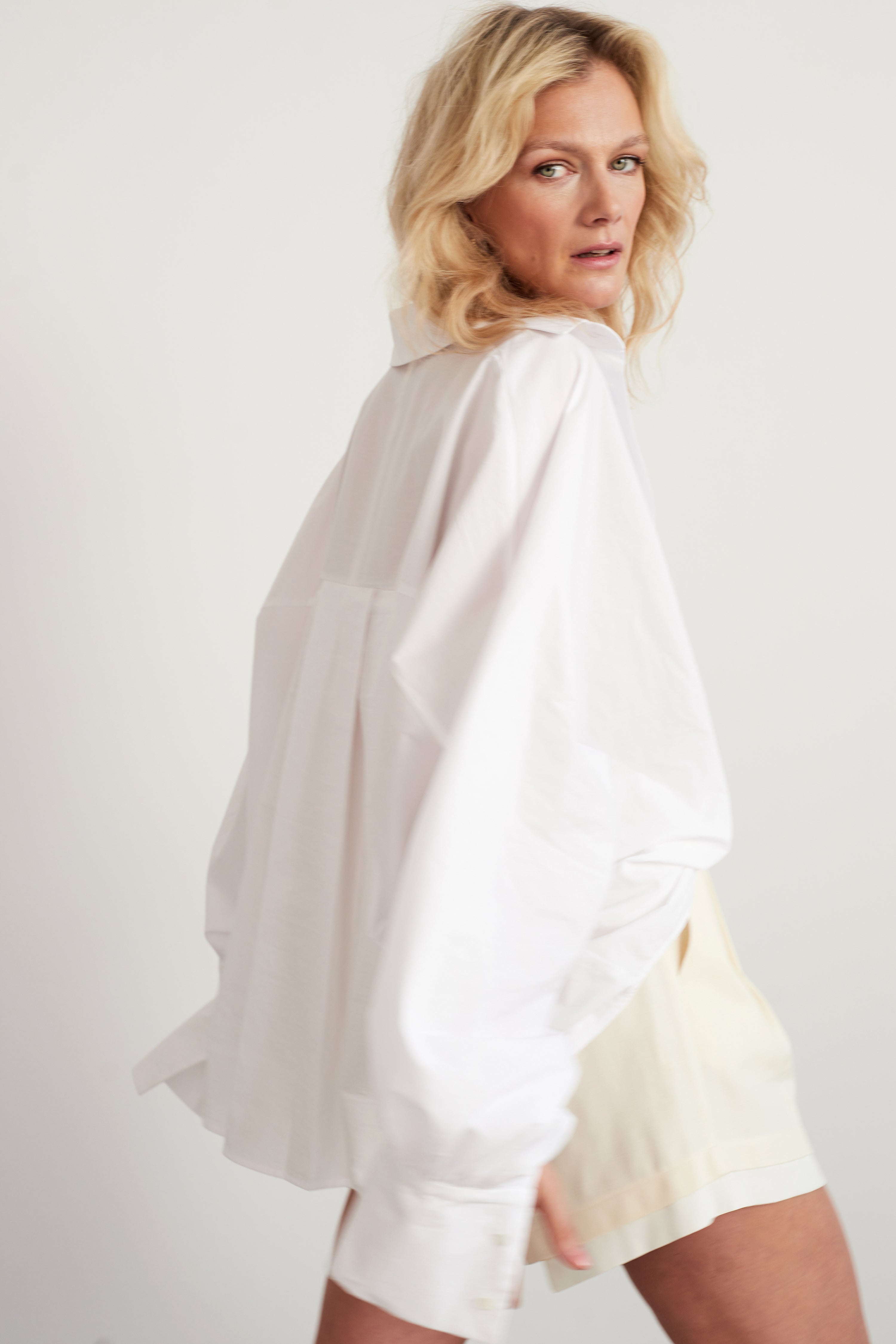 šortky almond by Zuzana N.S.