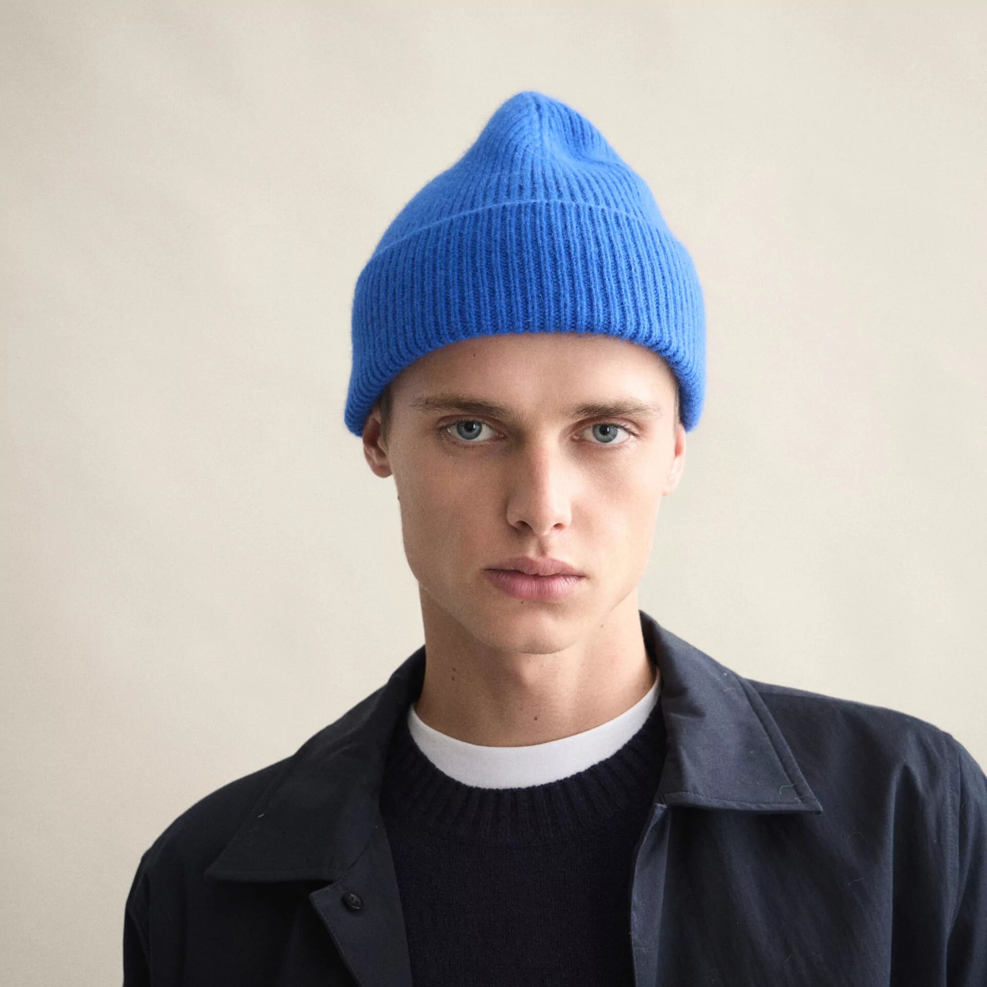 bea-006-beanie-royal-azure-1-1920x1920.webp