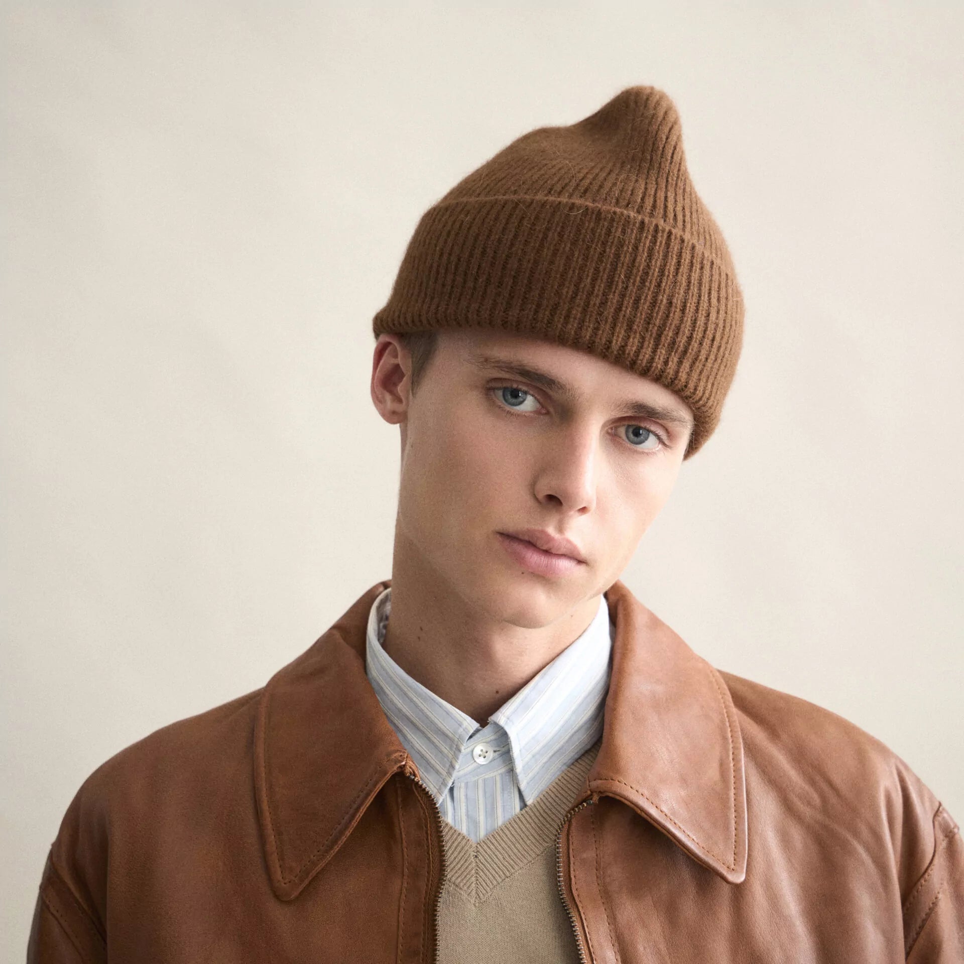 bea-043-beanie-walnut-3-1920x1920.webp