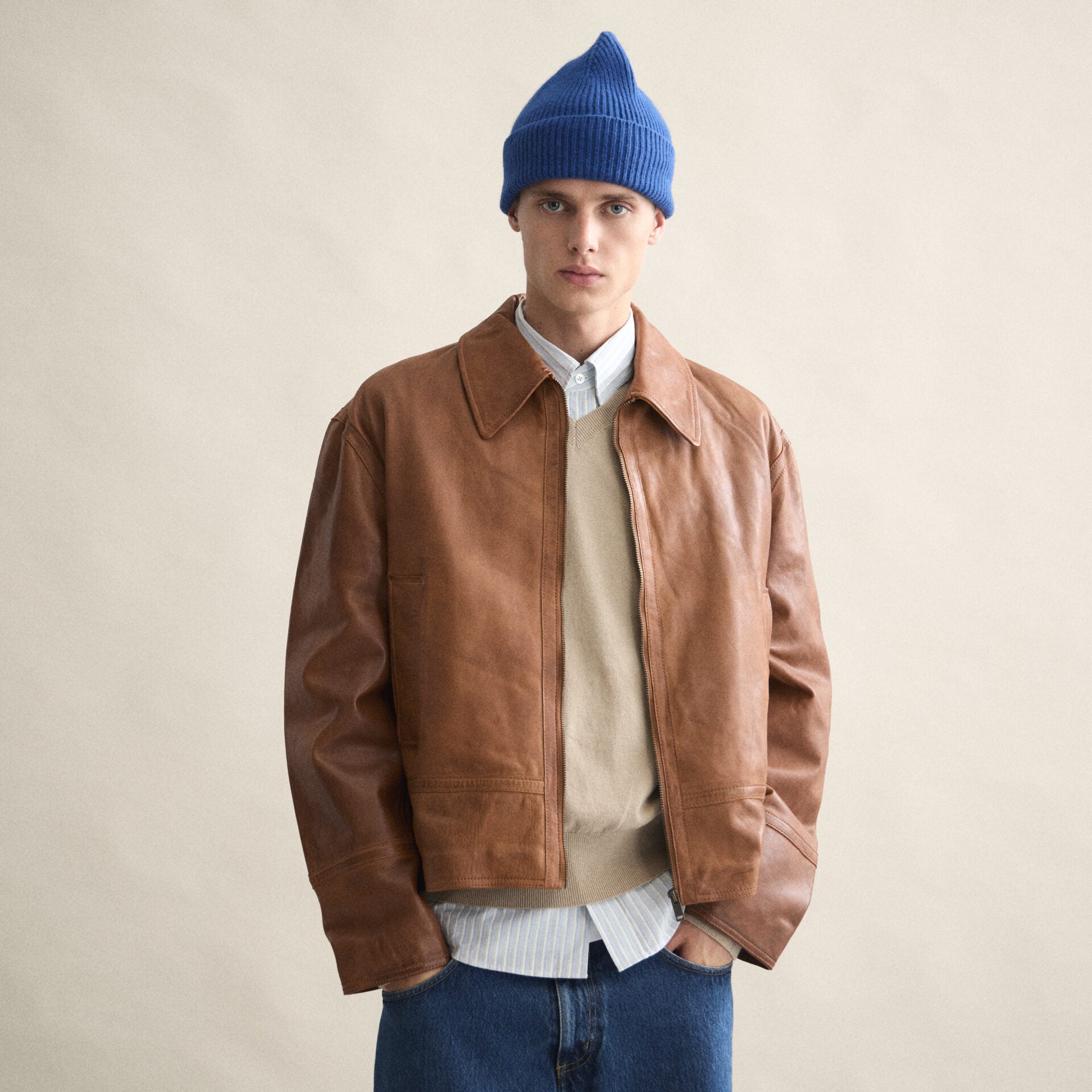 beanie z jehneci vlny marin