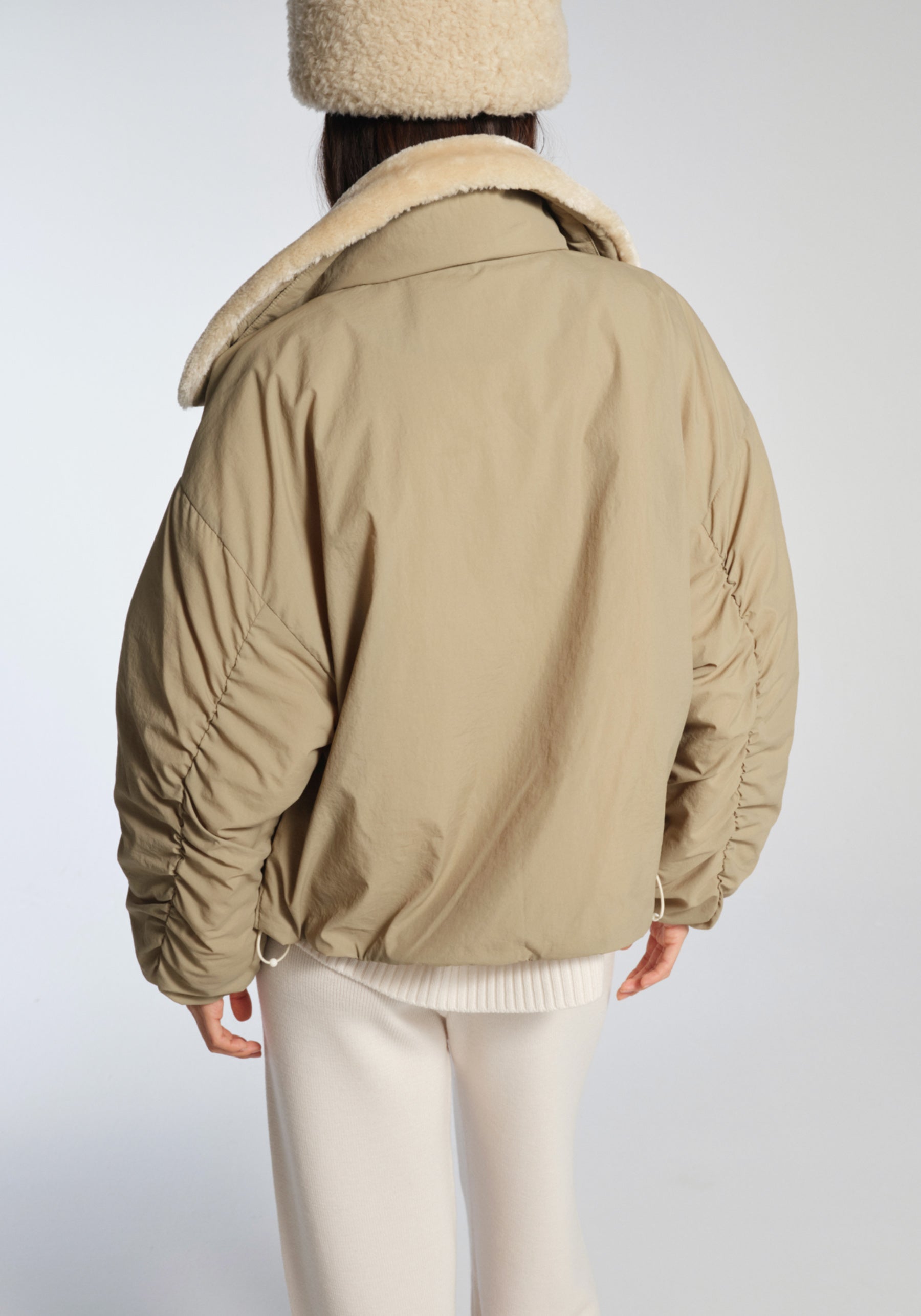 bunda bomber camden pale olive