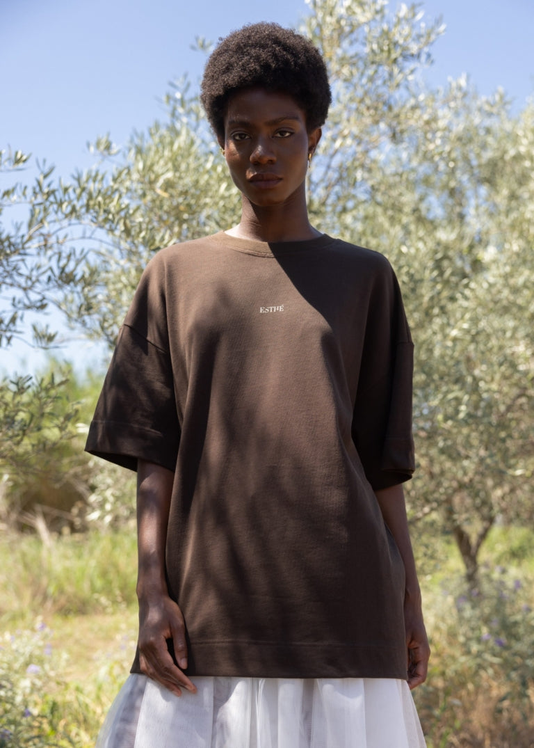 esthe-logo-tee-tricko-hnede_2.jpg