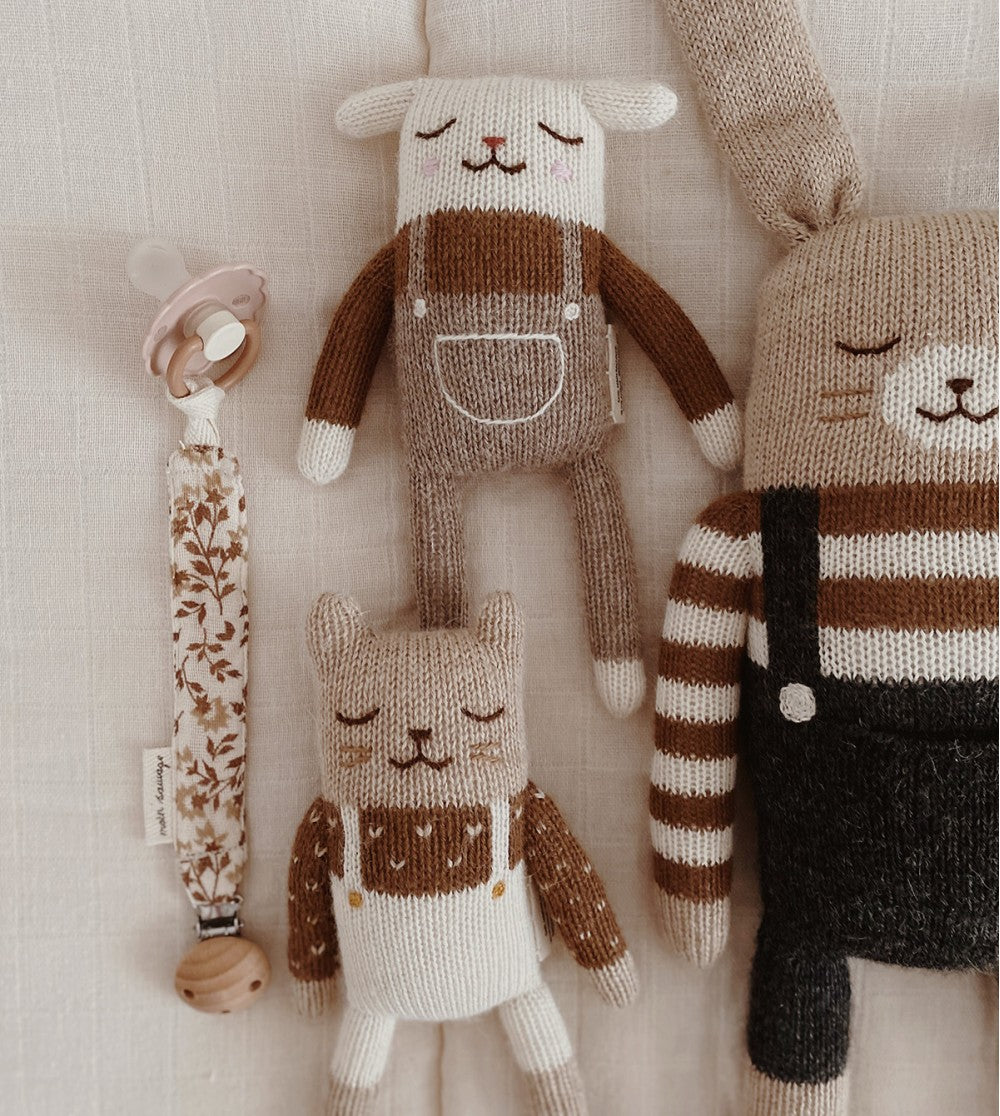 kitten-knit-toy-ecru-overalls-3.jpg