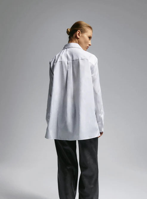 no-boyfriend-white-back-vf_1.webp