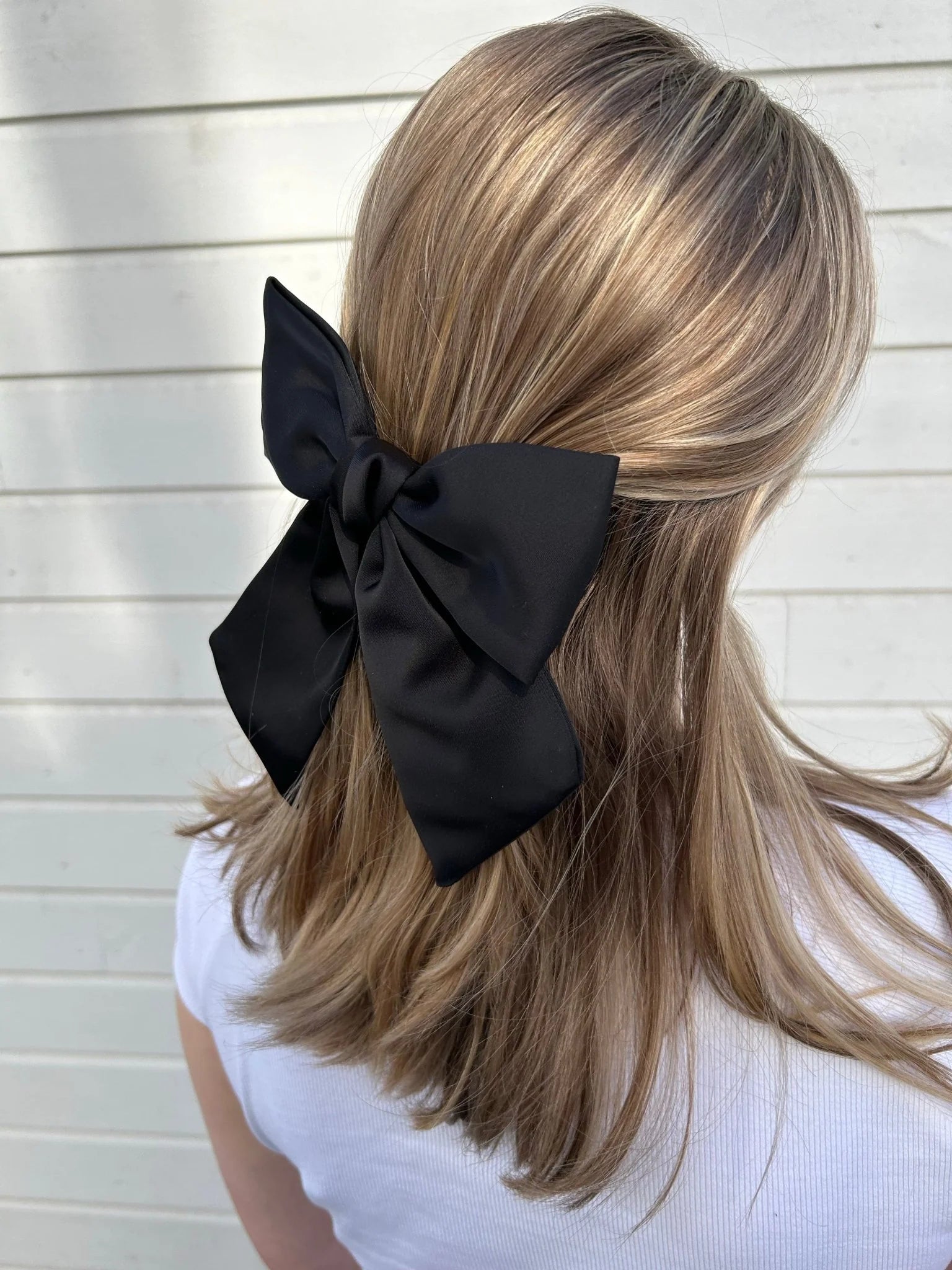 smooth bow do vlasů black