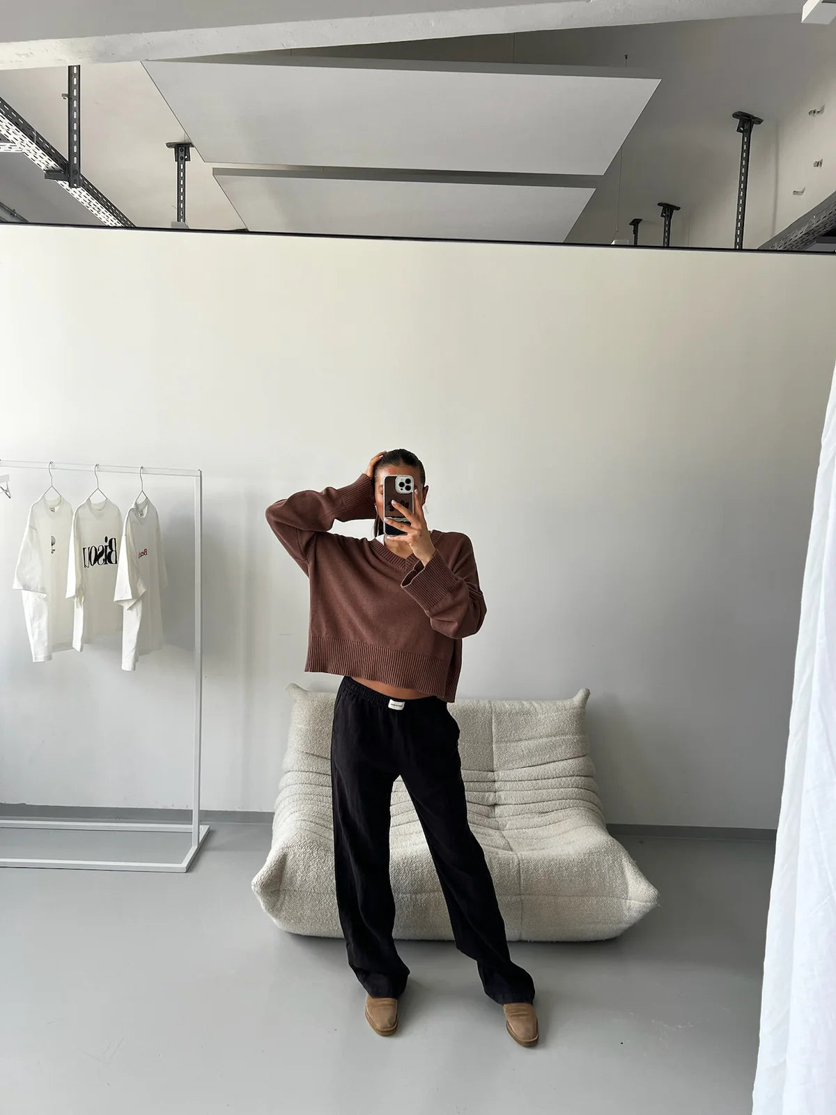 svetr isabelle v-neck nougat