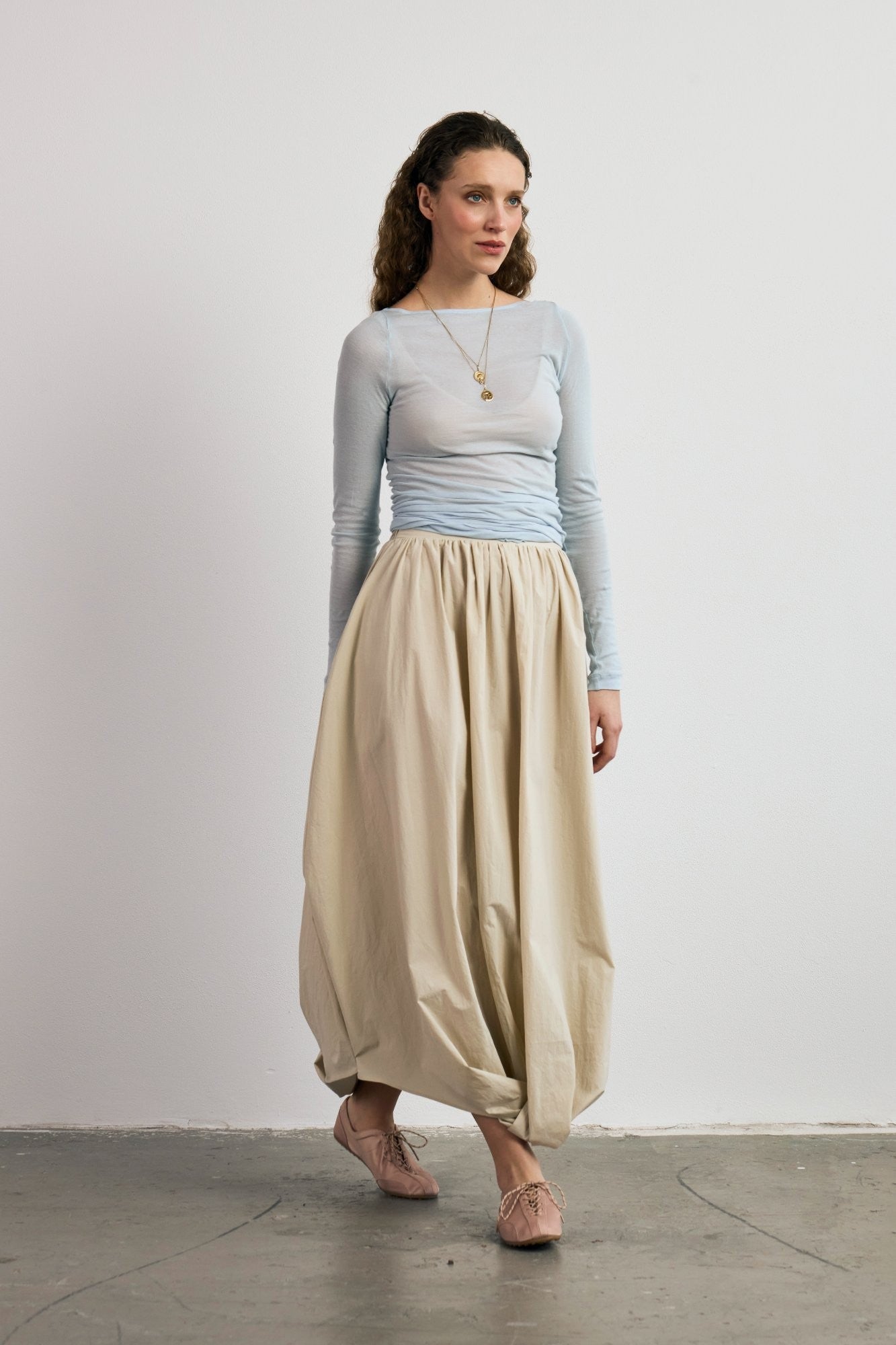 Fina drapped skirt soft sand