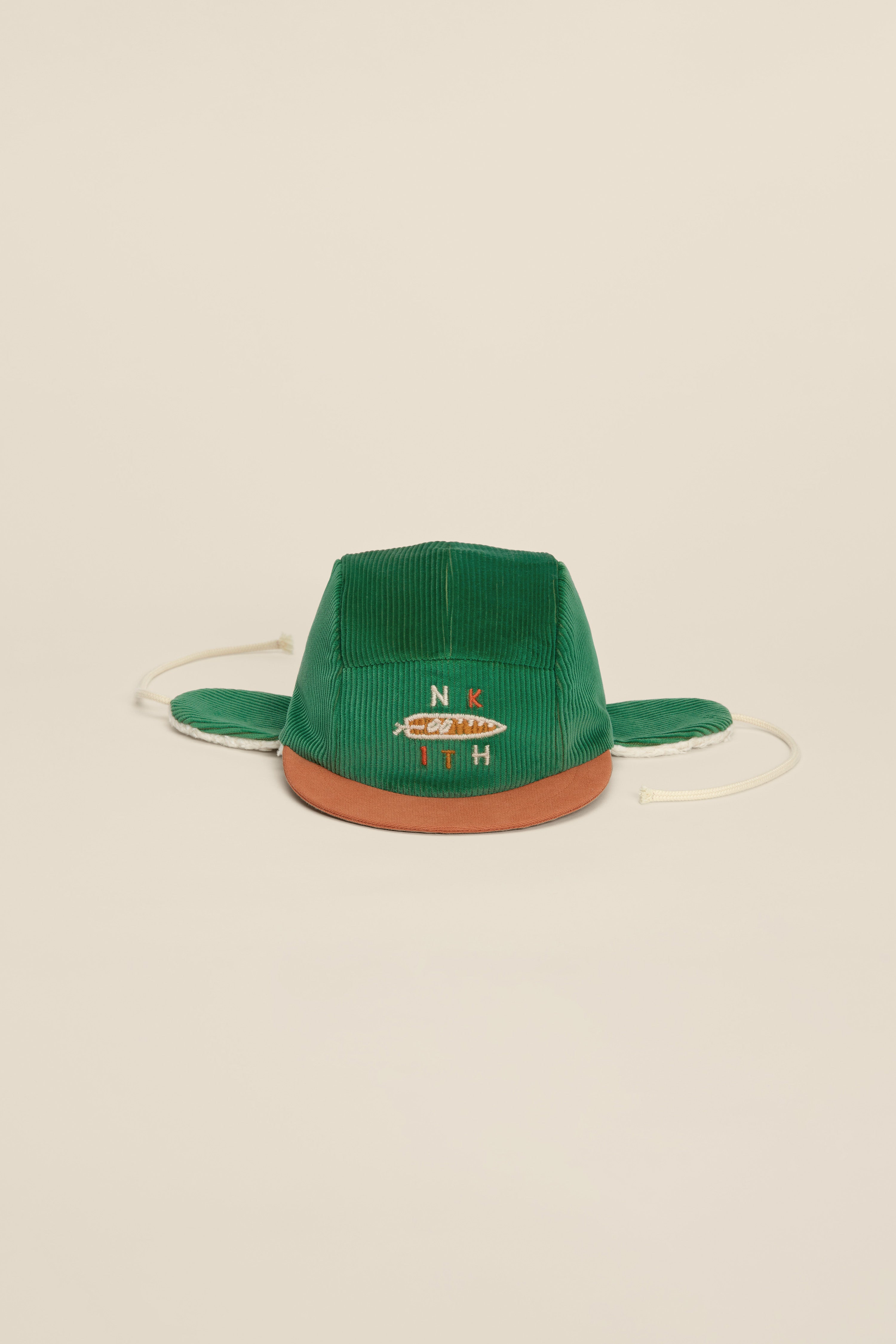 NKitH-AW22-snake-green-01-beige.jpg