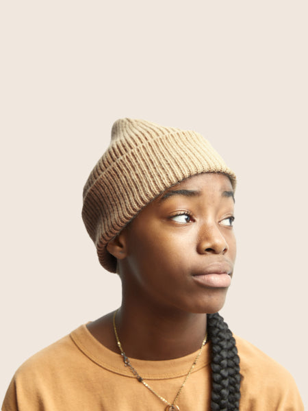 lambswool beanie sand 